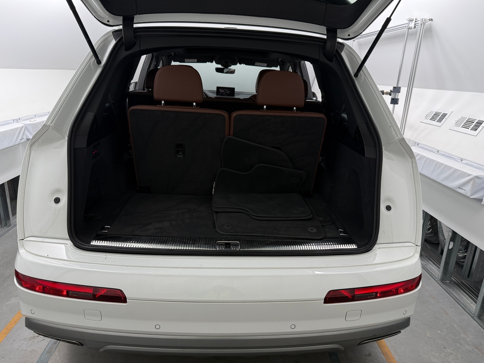 Thumbnail: 2019 Audi Q7 - 6