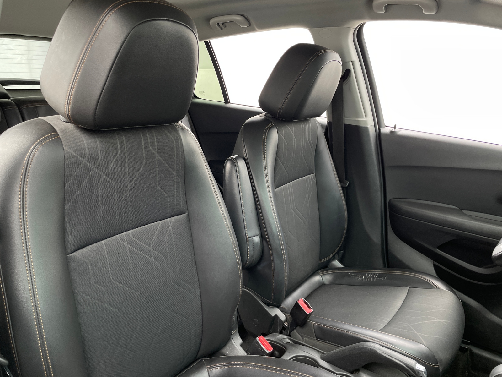 Thumbnail: 2018 Chevrolet Trax - 2