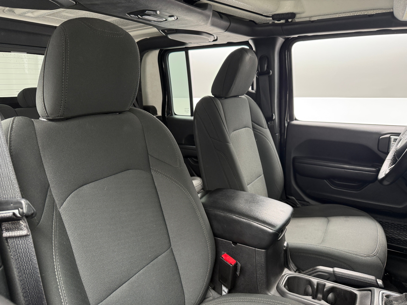 Thumbnail: 2021 Jeep Gladiator - 2