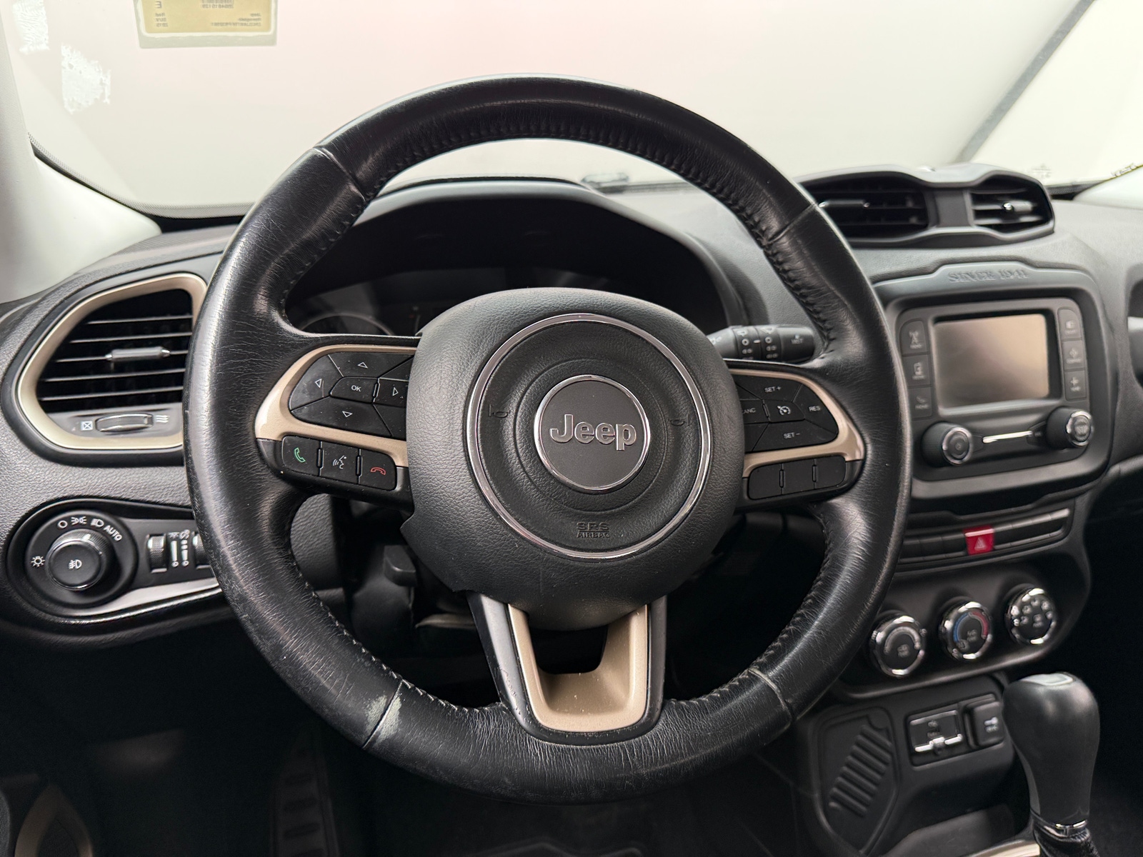 Thumbnail: 2015 Jeep Renegade - 5