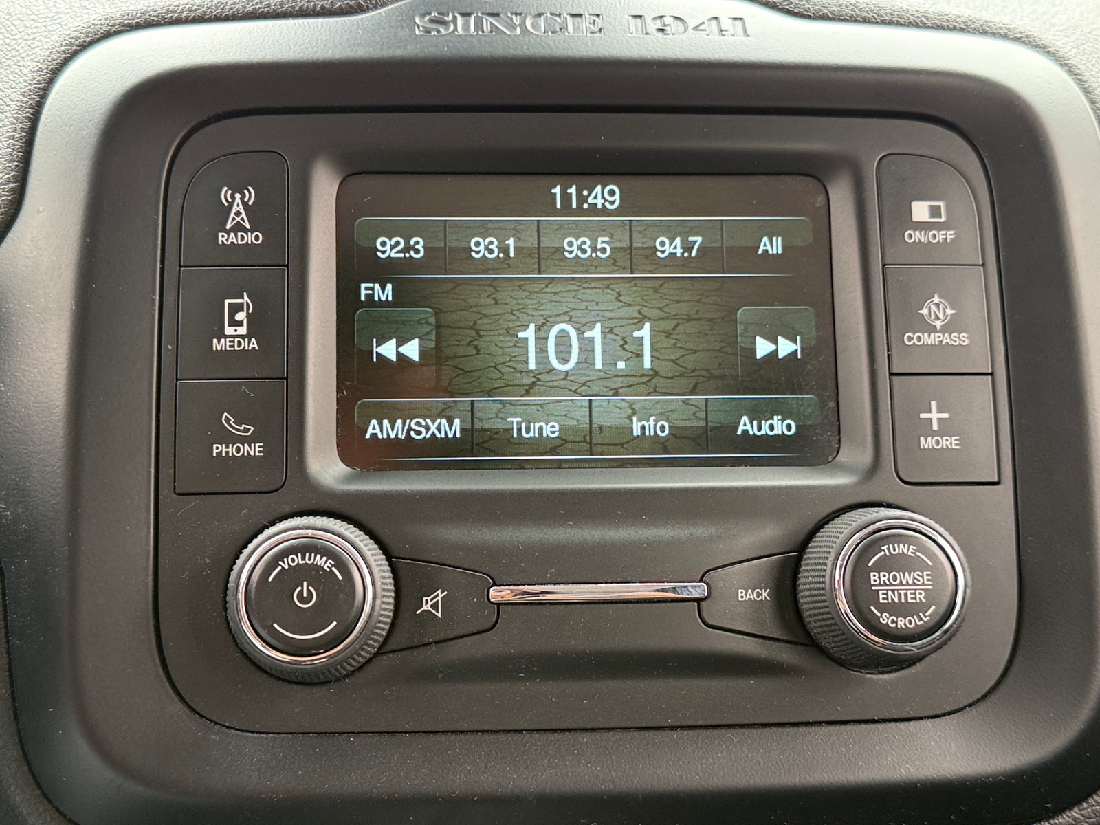 Thumbnail: 2015 Jeep Renegade - 4