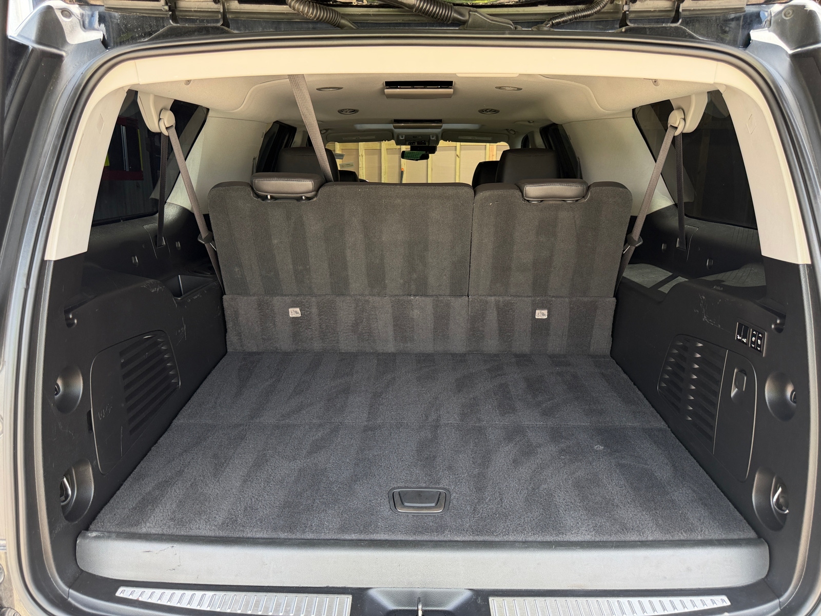 Thumbnail: 2018 Cadillac Escalade - 6