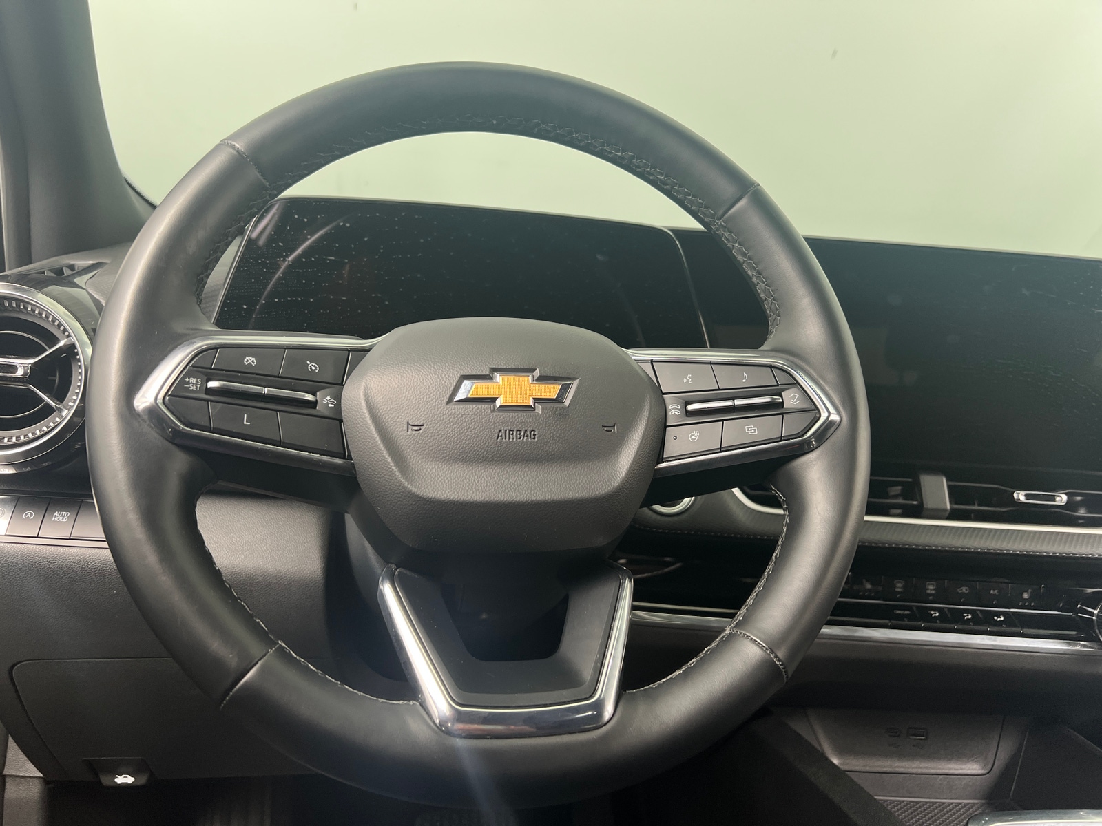 Thumbnail: 2025 Chevrolet Equinox - 5