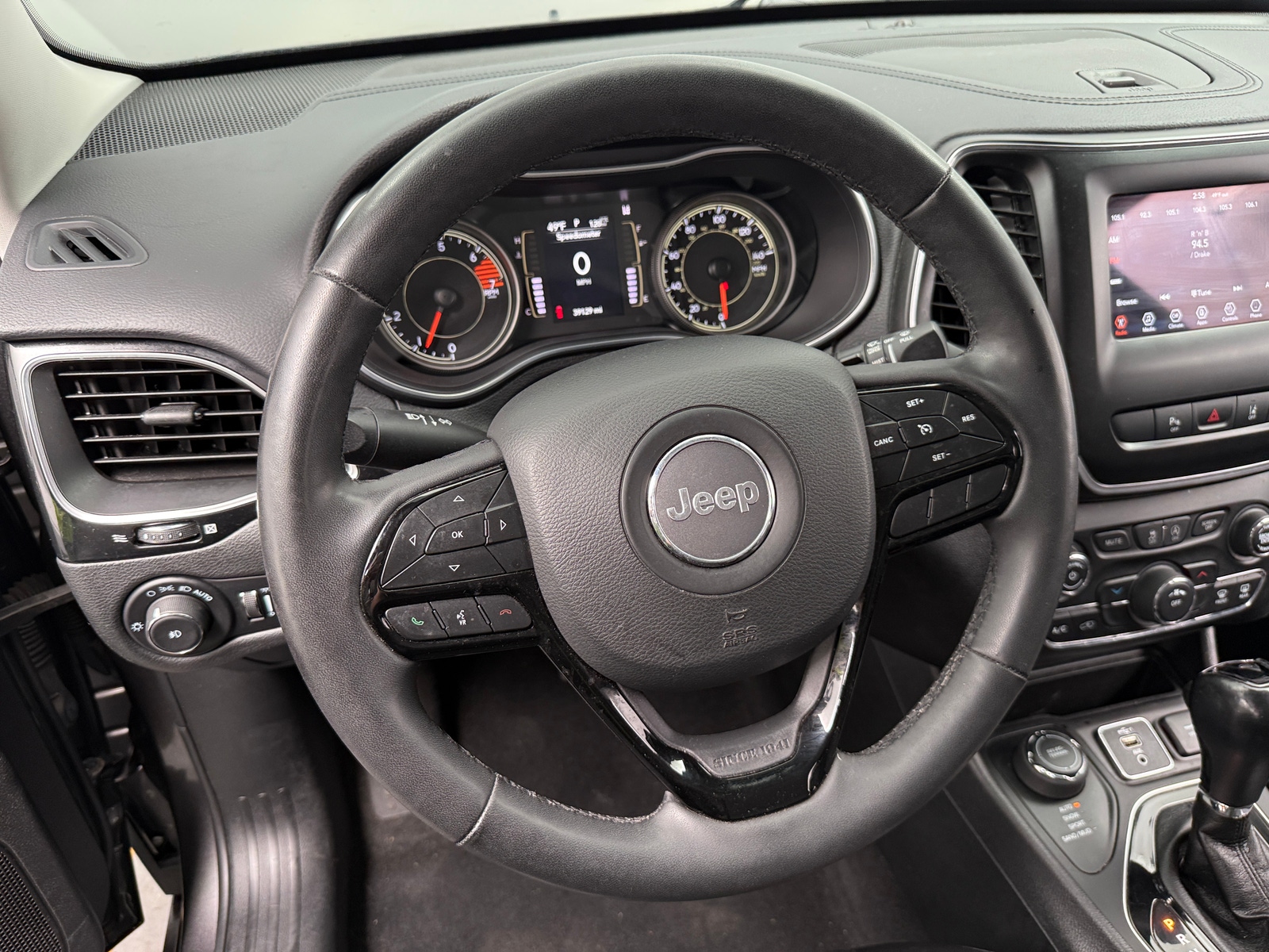 Thumbnail: 2021 Jeep Cherokee - 5