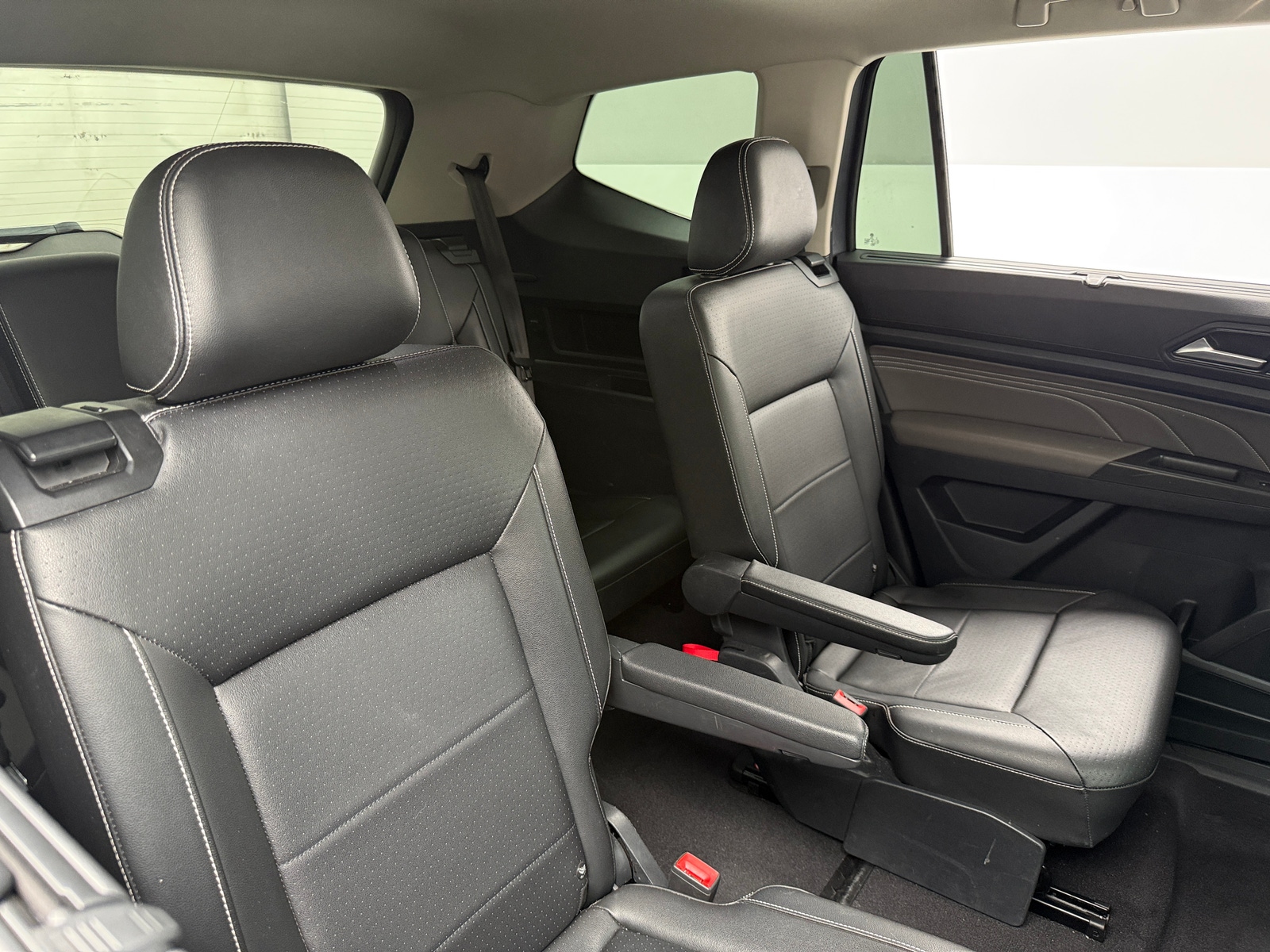 Thumbnail: 2022 Volkswagen Atlas - 5