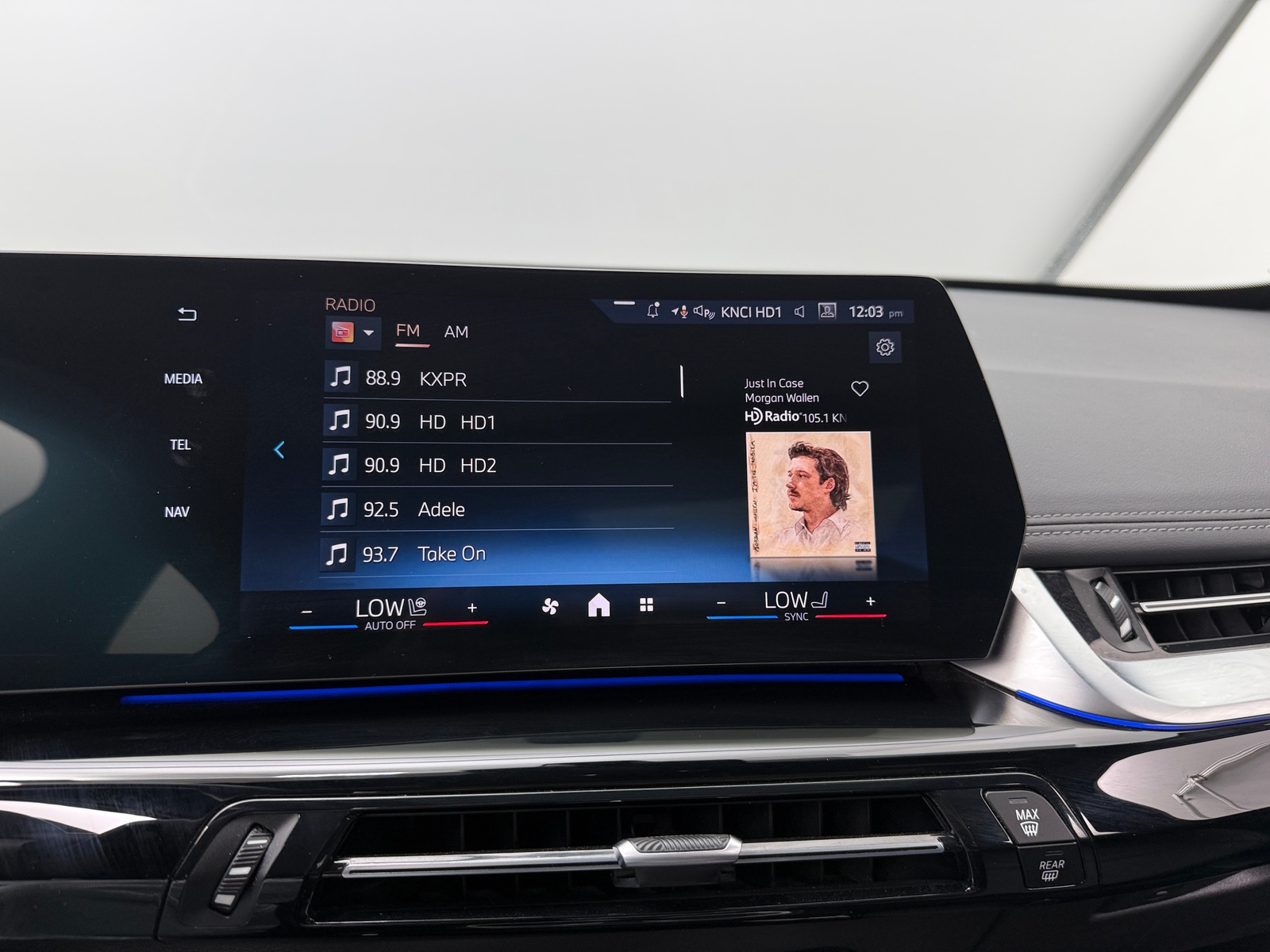 Thumbnail: 2025 BMW X1 - 3