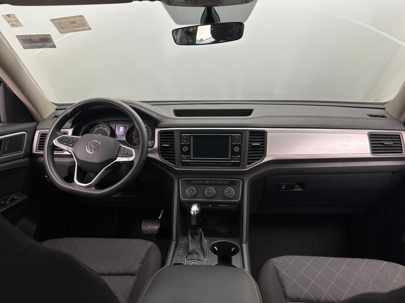Thumbnail: 2021 Volkswagen Atlas - 3