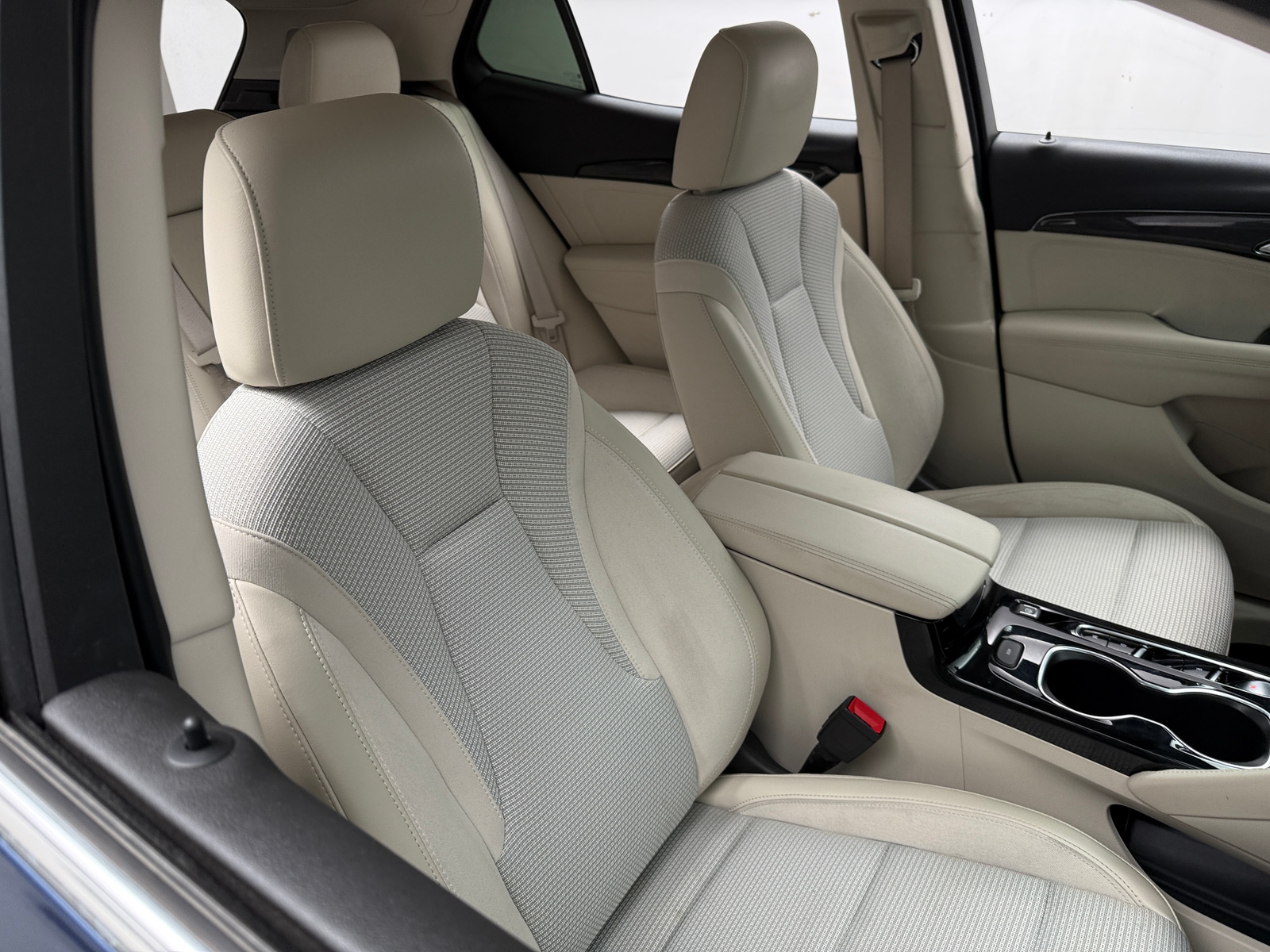 Thumbnail: 2023 Buick Envision - 2