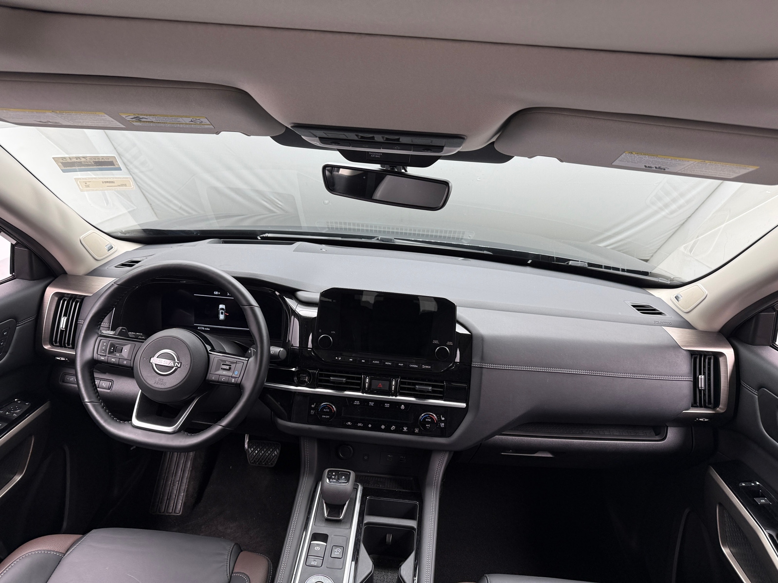 Thumbnail: 2025 Nissan Pathfinder - 2