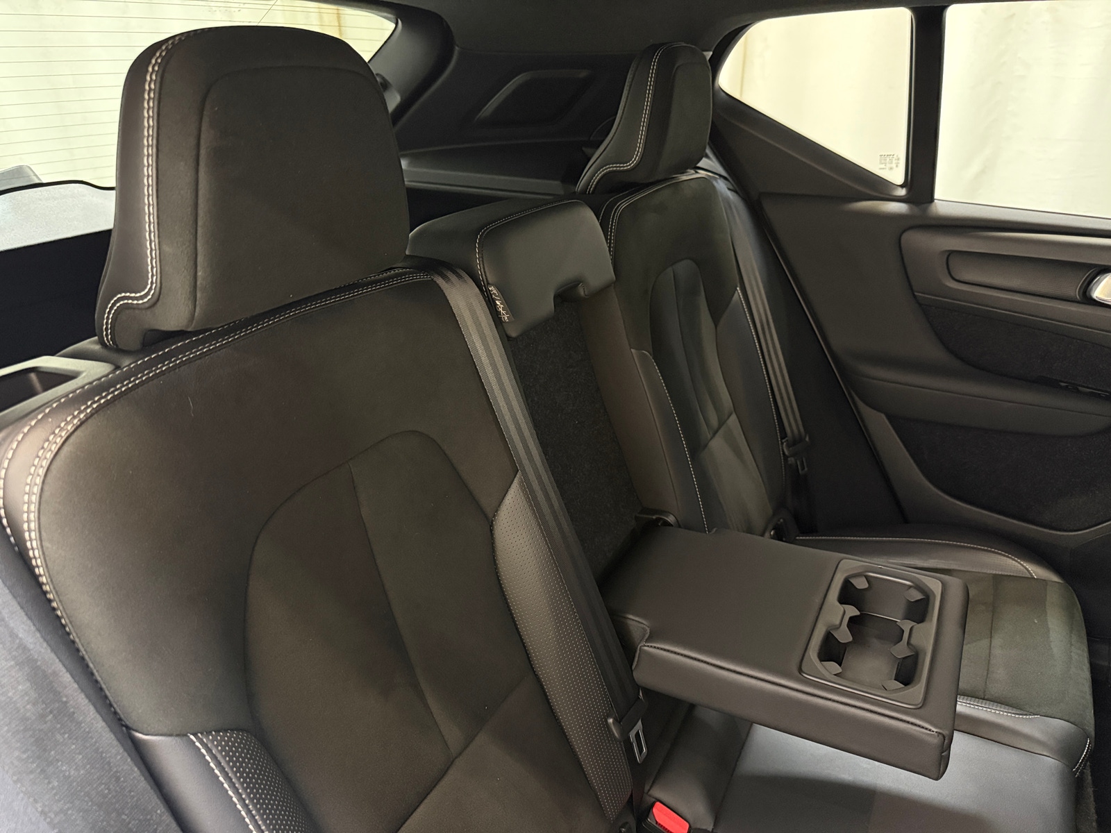 Thumbnail: 2020 Volvo XC40 - 5