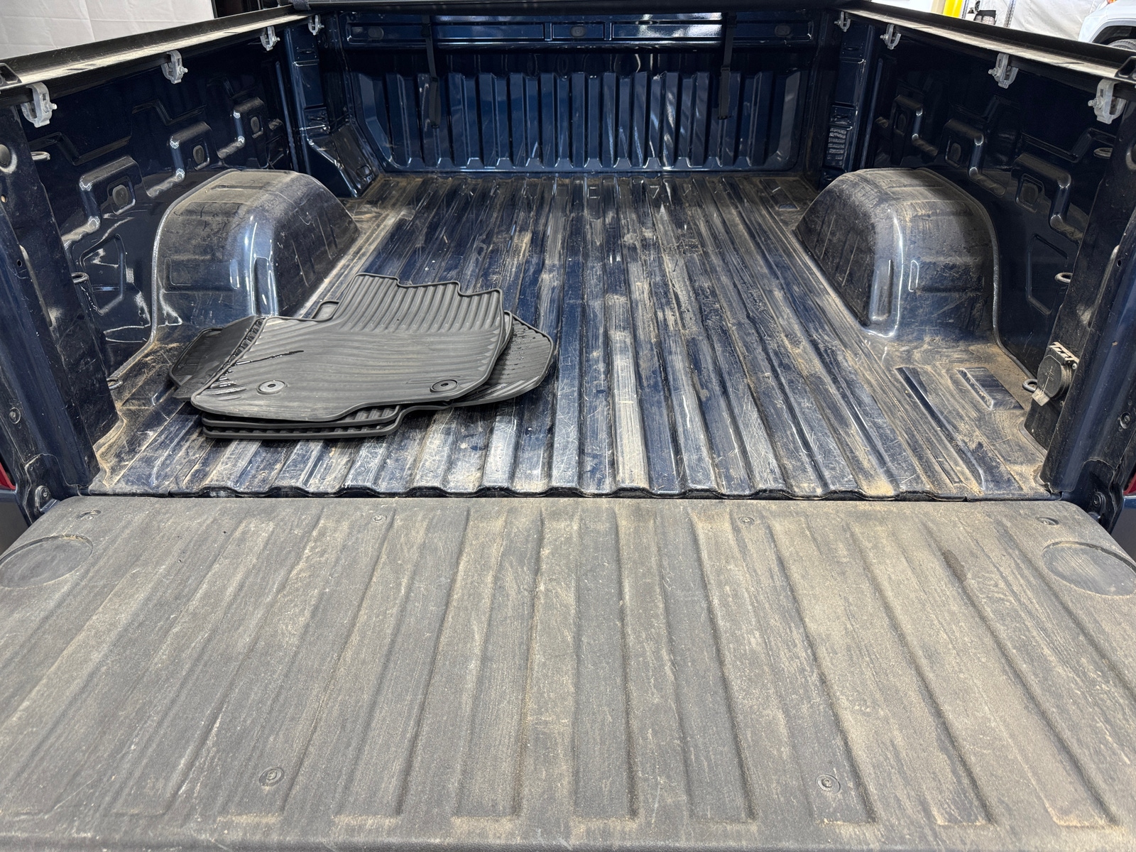 Thumbnail: 2021 Chevrolet Silverado 1500 - 7