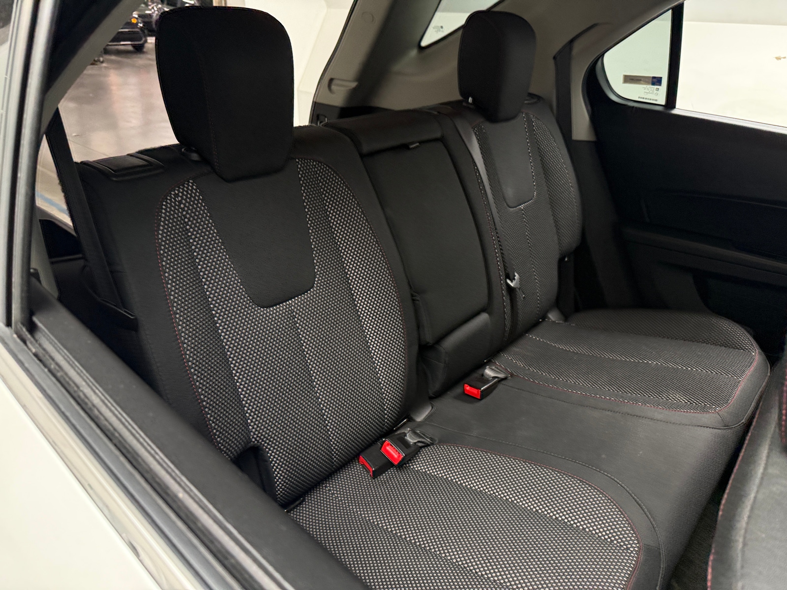 Thumbnail: 2017 Chevrolet Equinox - 6