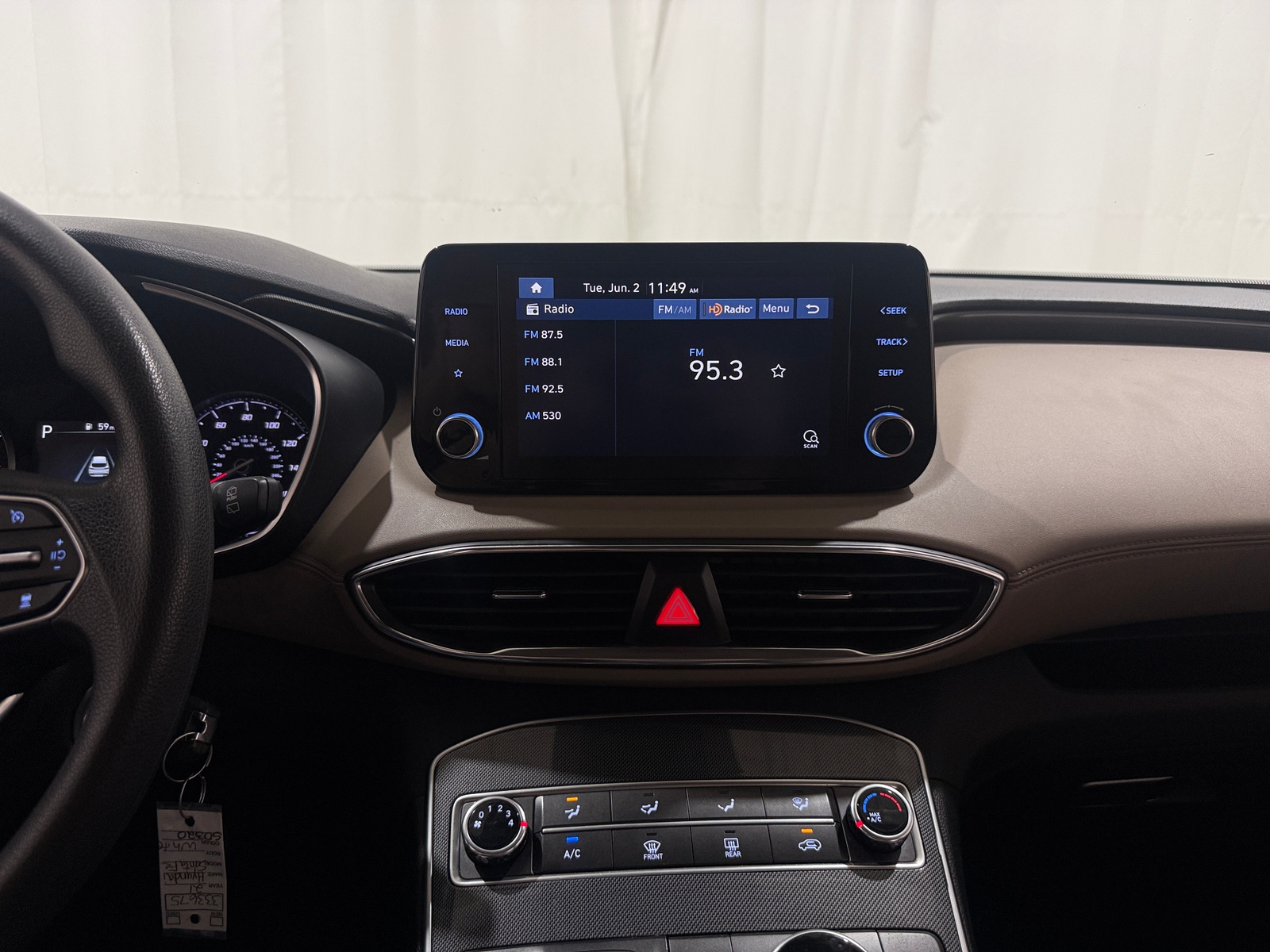 Thumbnail: 2021 Hyundai Santa Fe - 4