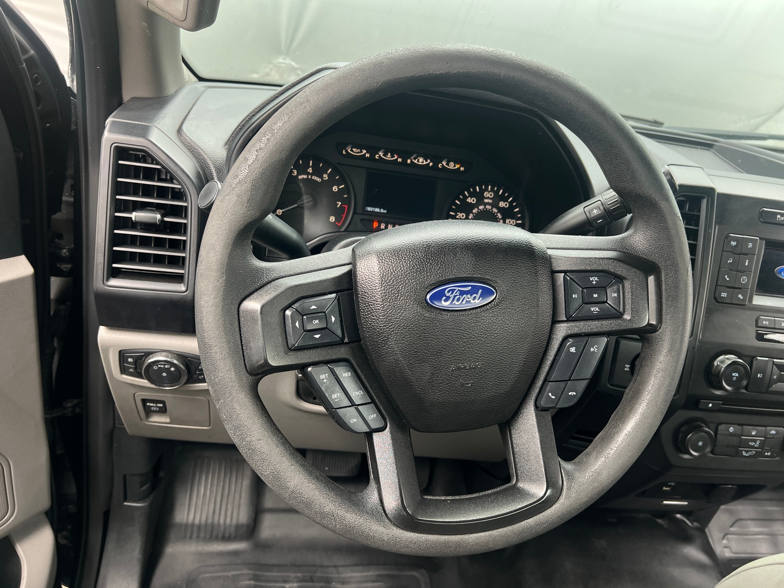 Thumbnail: 2018 Ford Econoline - 5