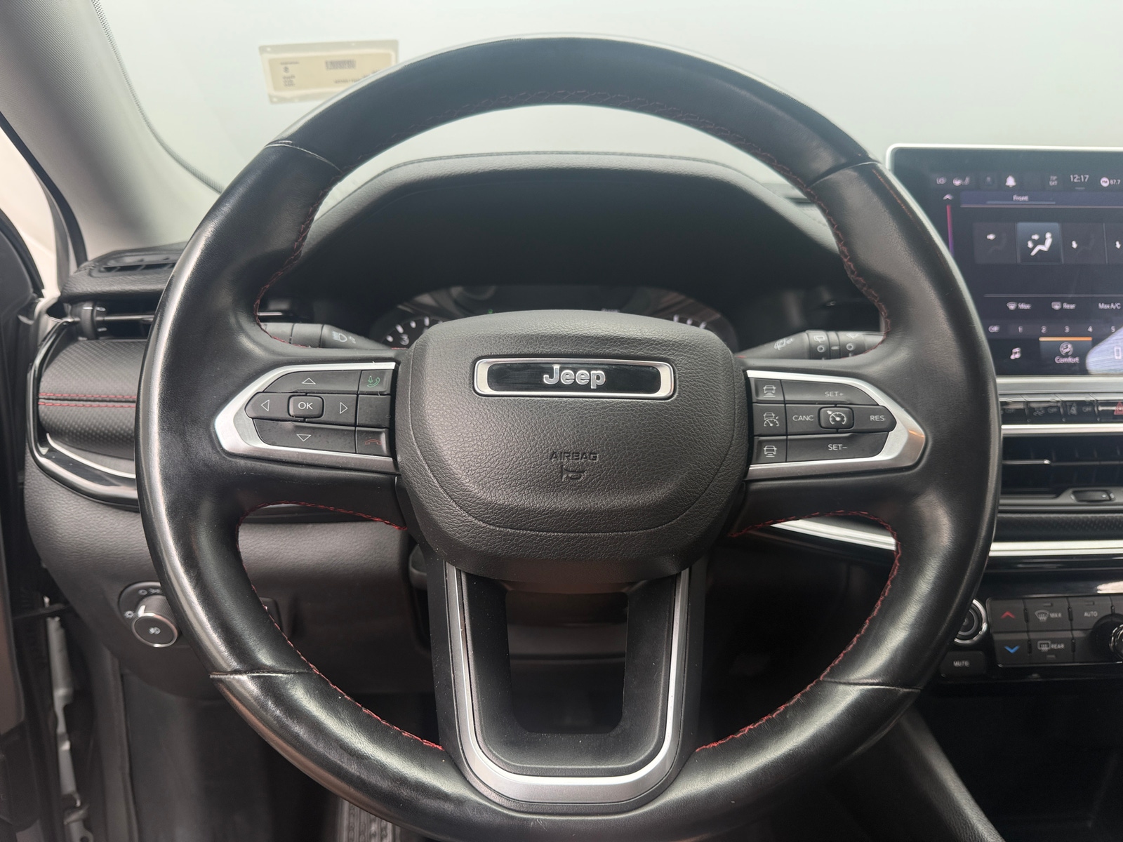 Thumbnail: 2022 Jeep Compass - 4