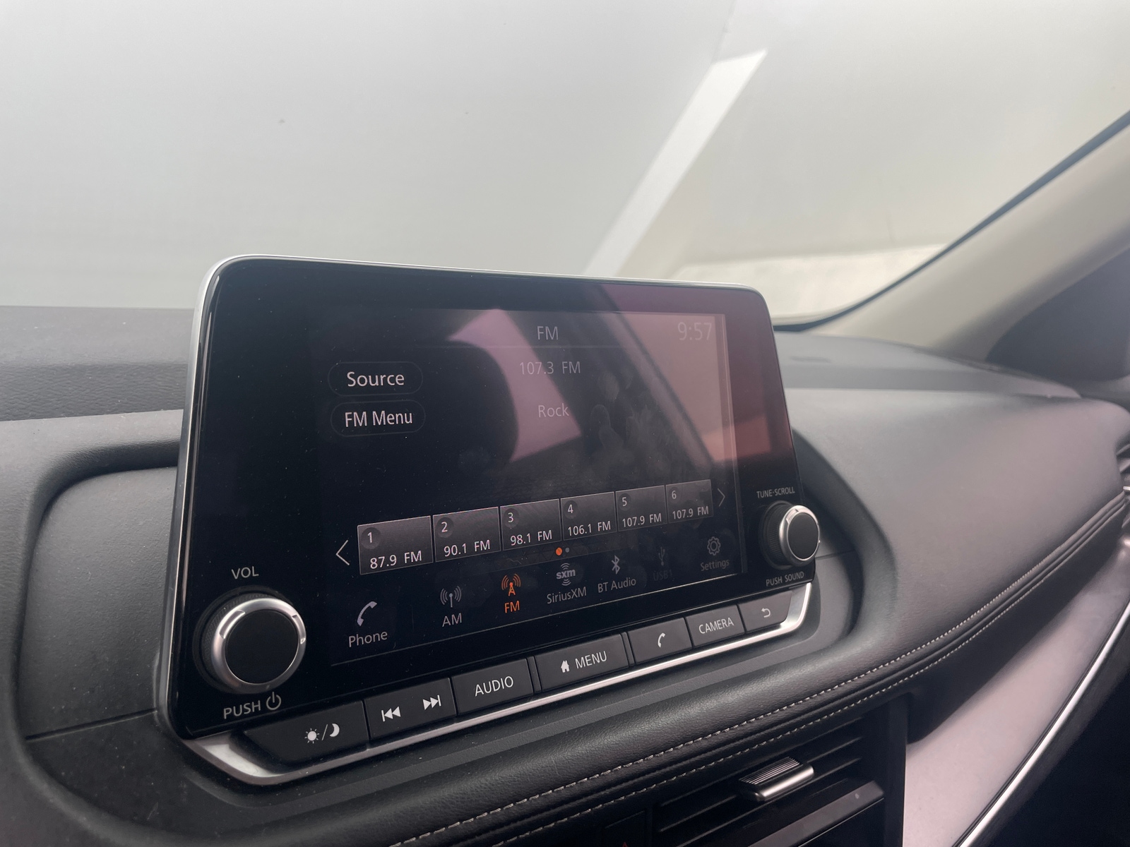 Thumbnail: 2025 Nissan Rogue - 4