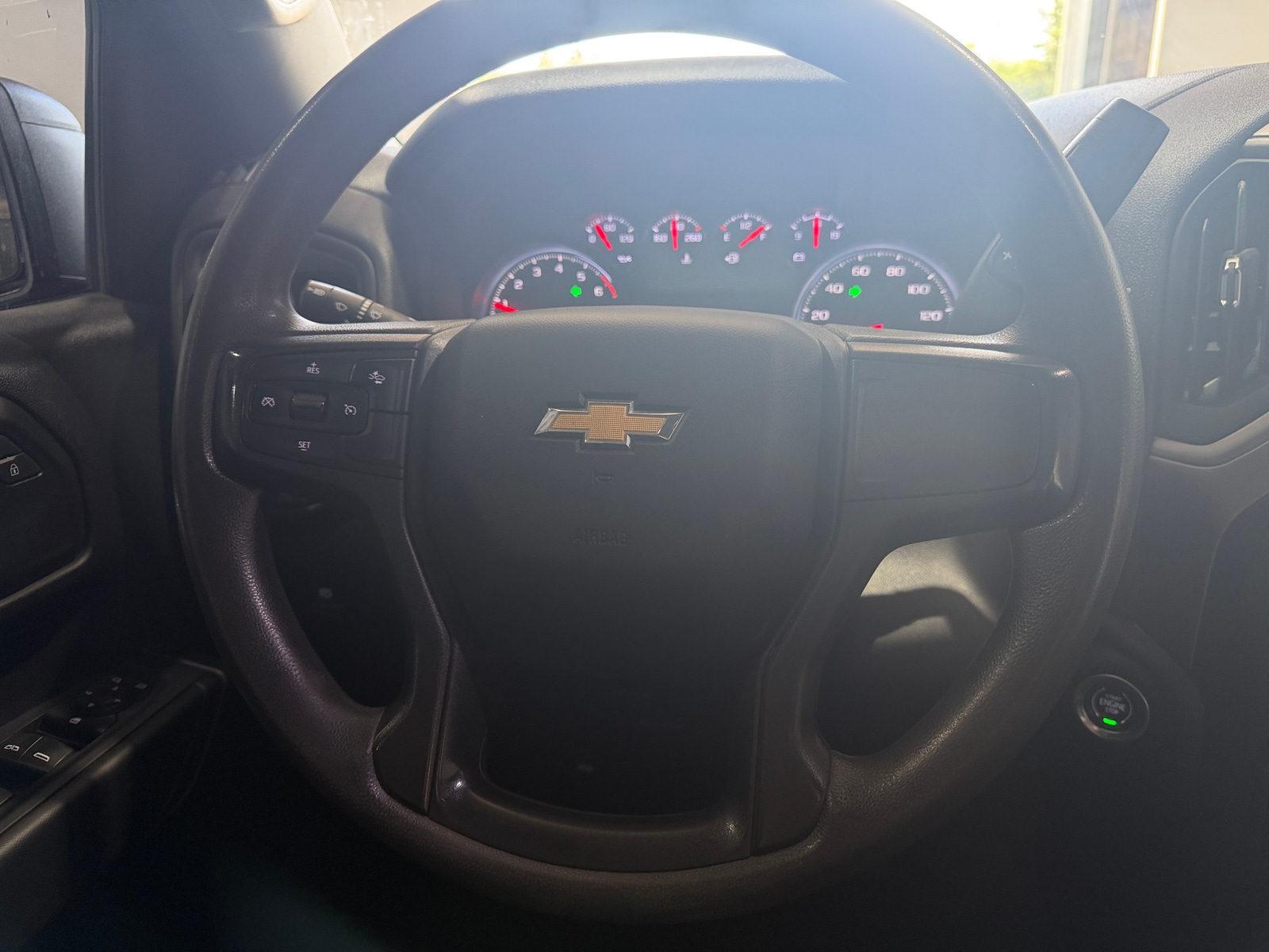 Thumbnail: 2022 Chevrolet Silverado 1500 - 5