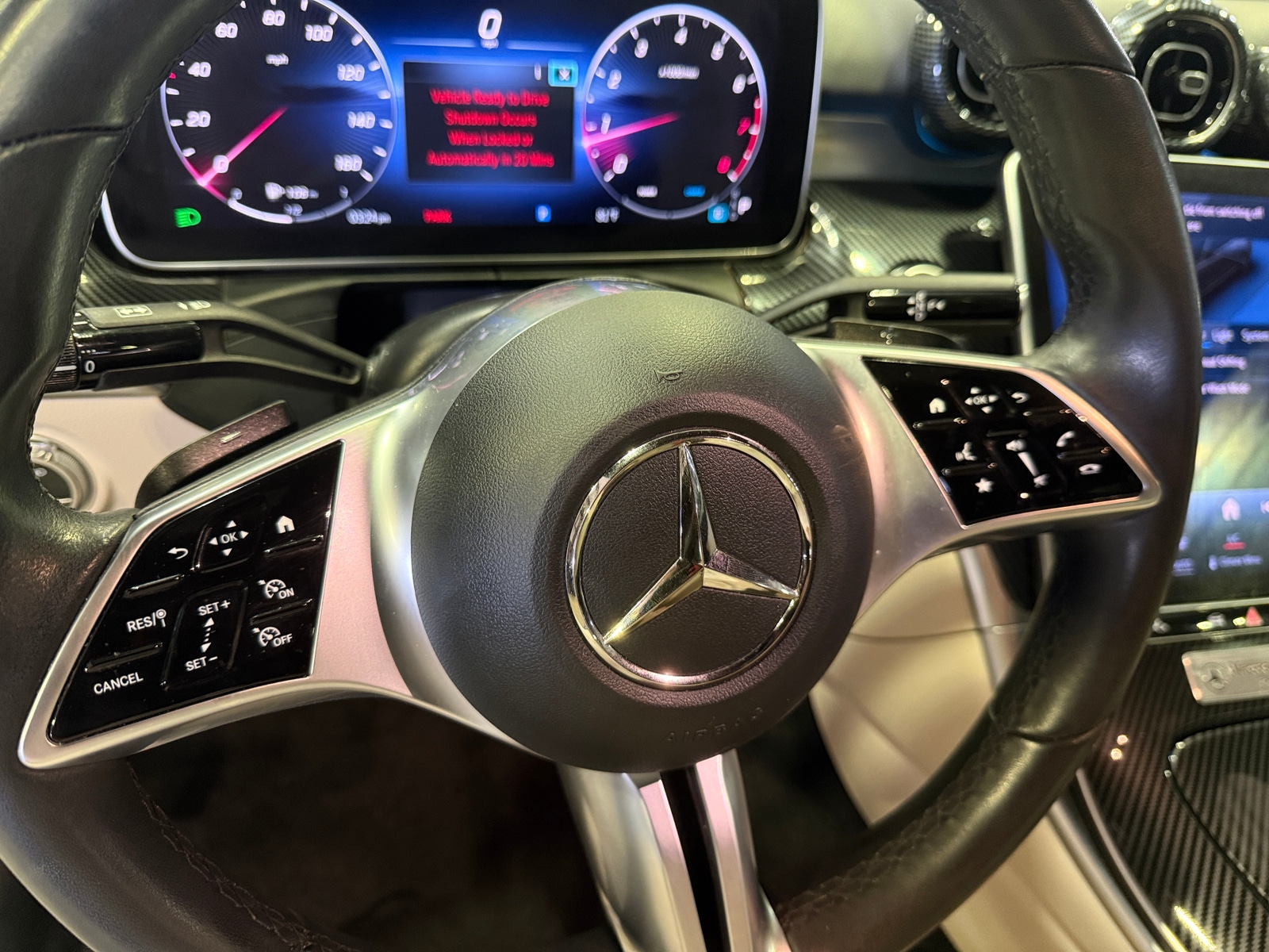 Thumbnail: 2024 Mercedes-Benz C-Class - 4