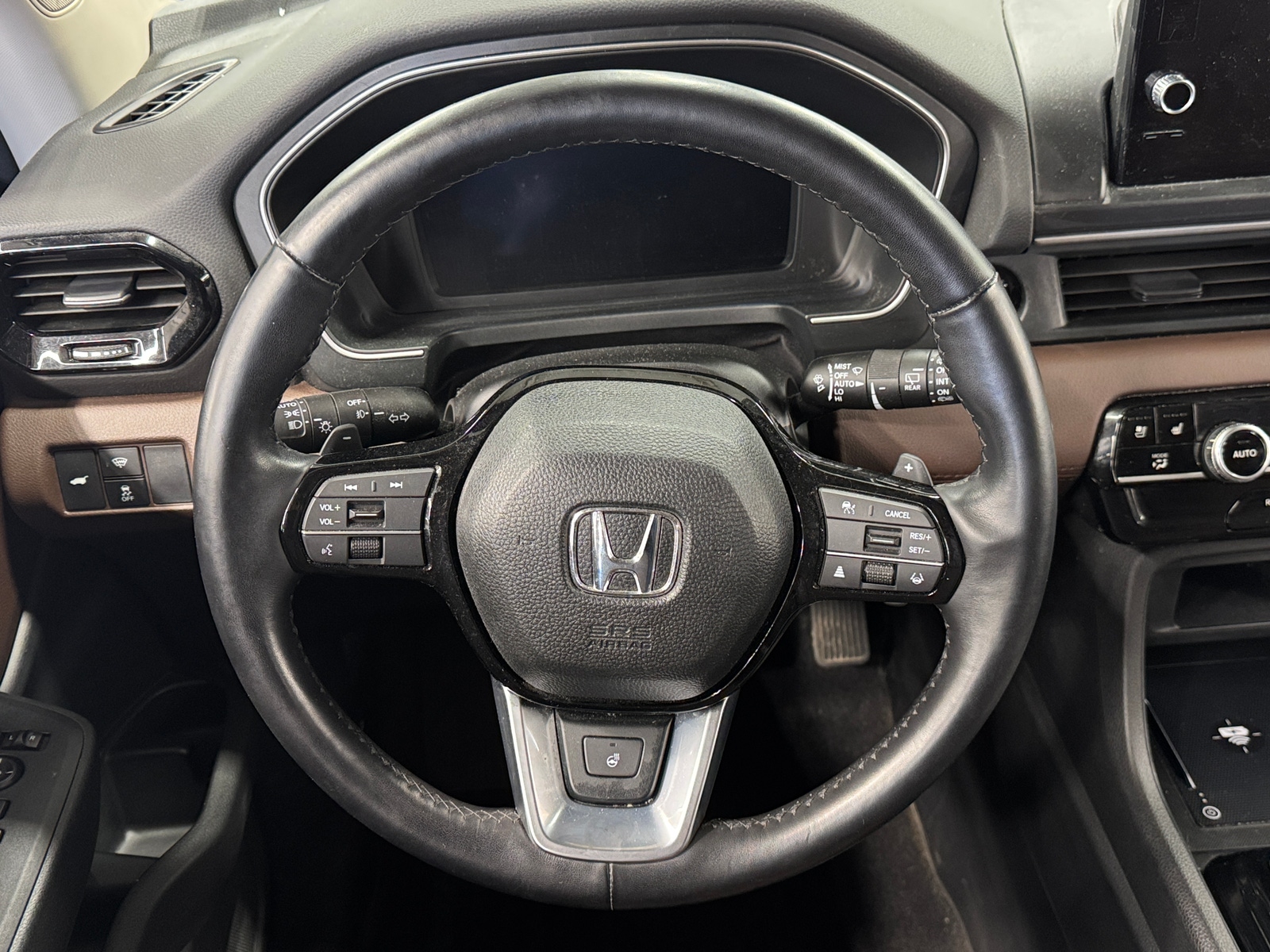 Thumbnail: 2023 Honda Pilot - 4