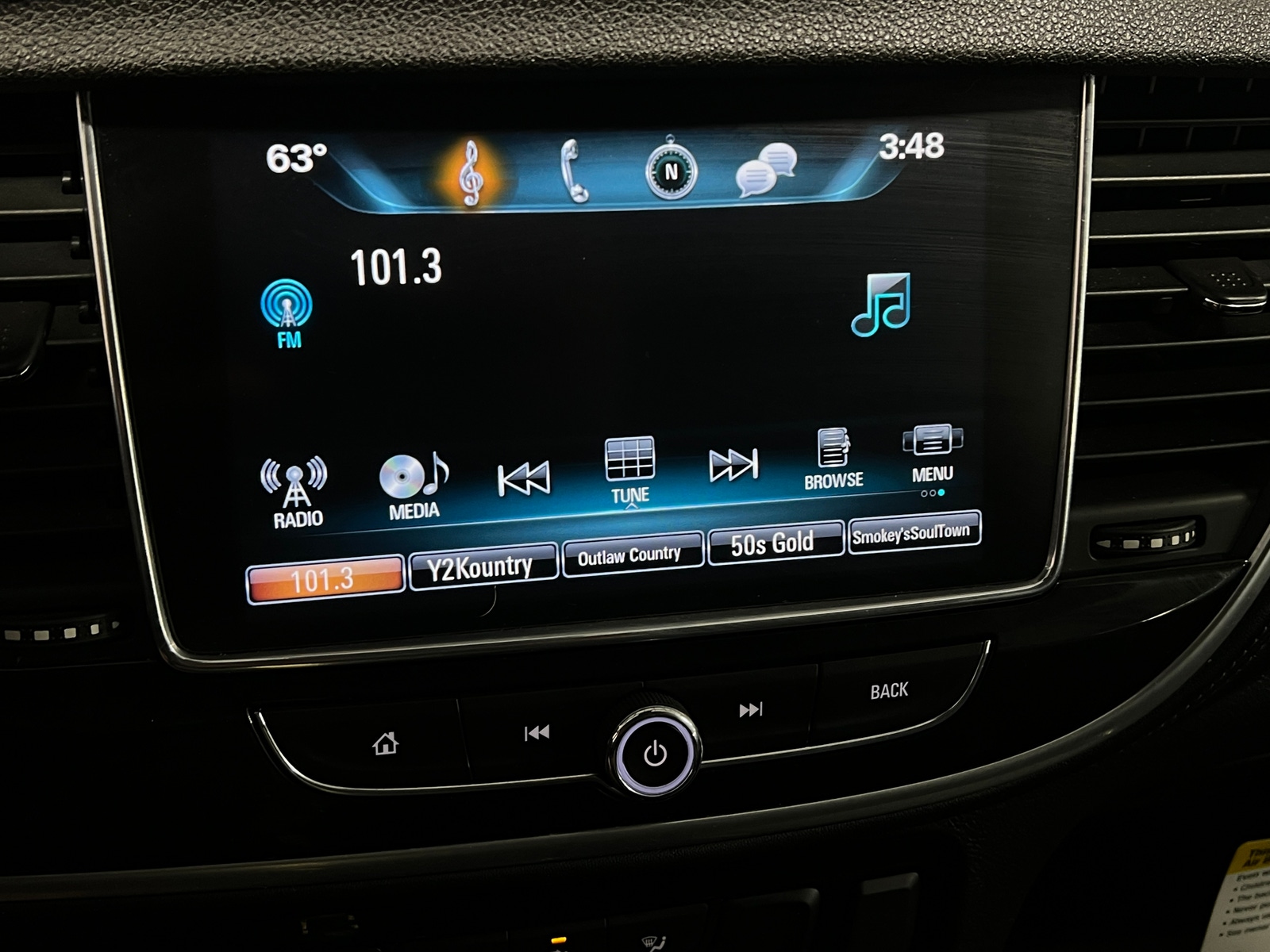 Thumbnail: 2019 Buick Encore - 3