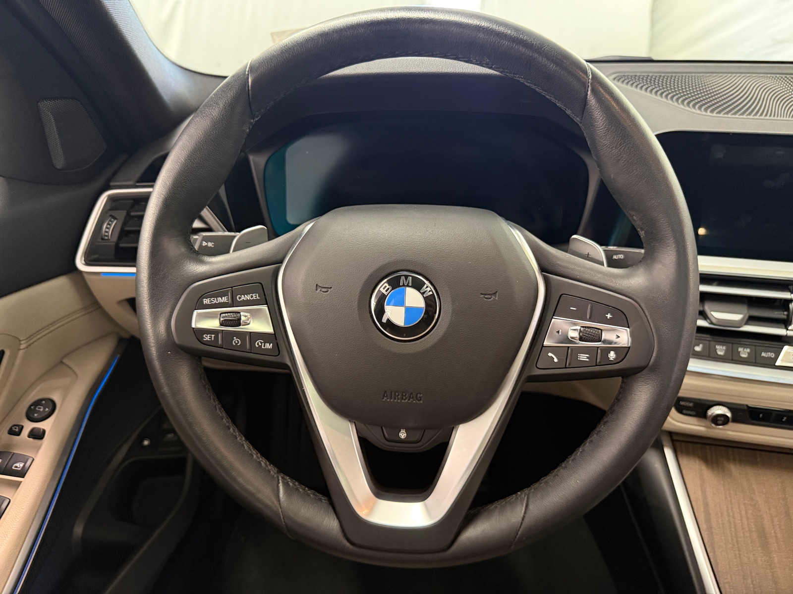 Thumbnail: 2021 BMW 3 Series - 4
