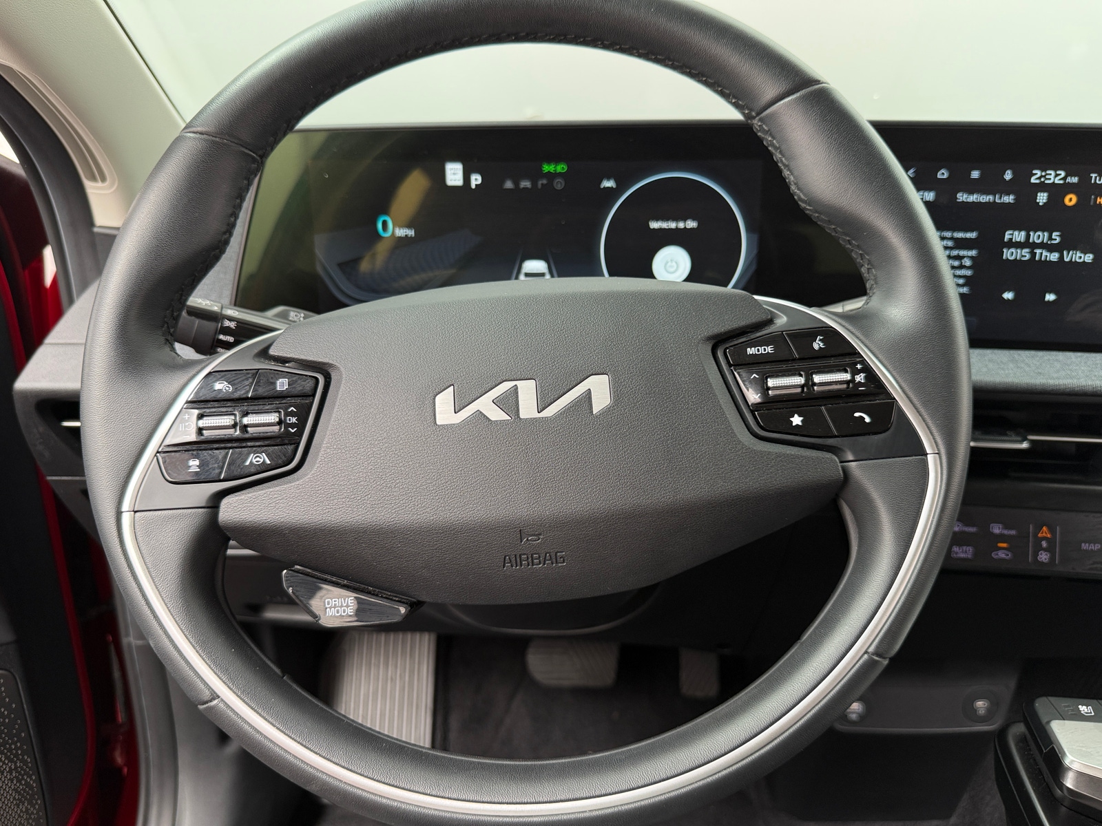 Thumbnail: 2022 Kia EV6 - 4