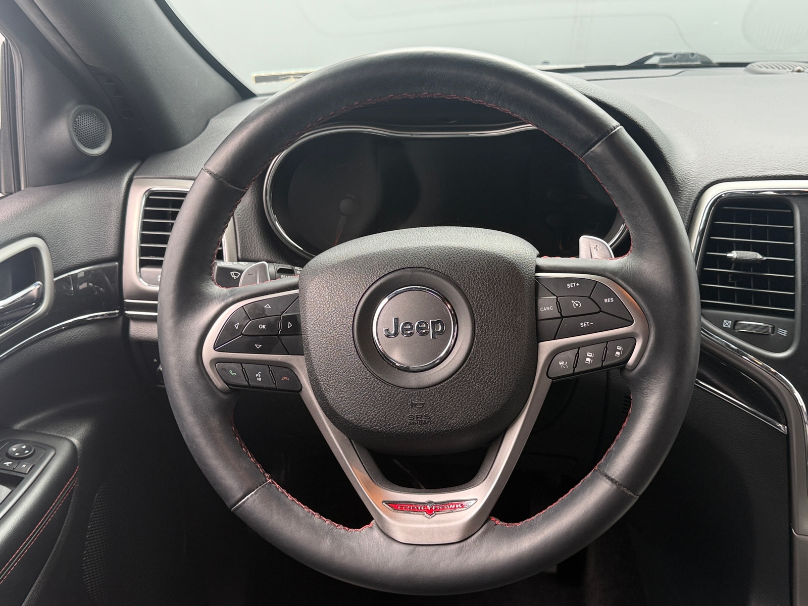 Thumbnail: 2018 Jeep Grand Cherokee - 4