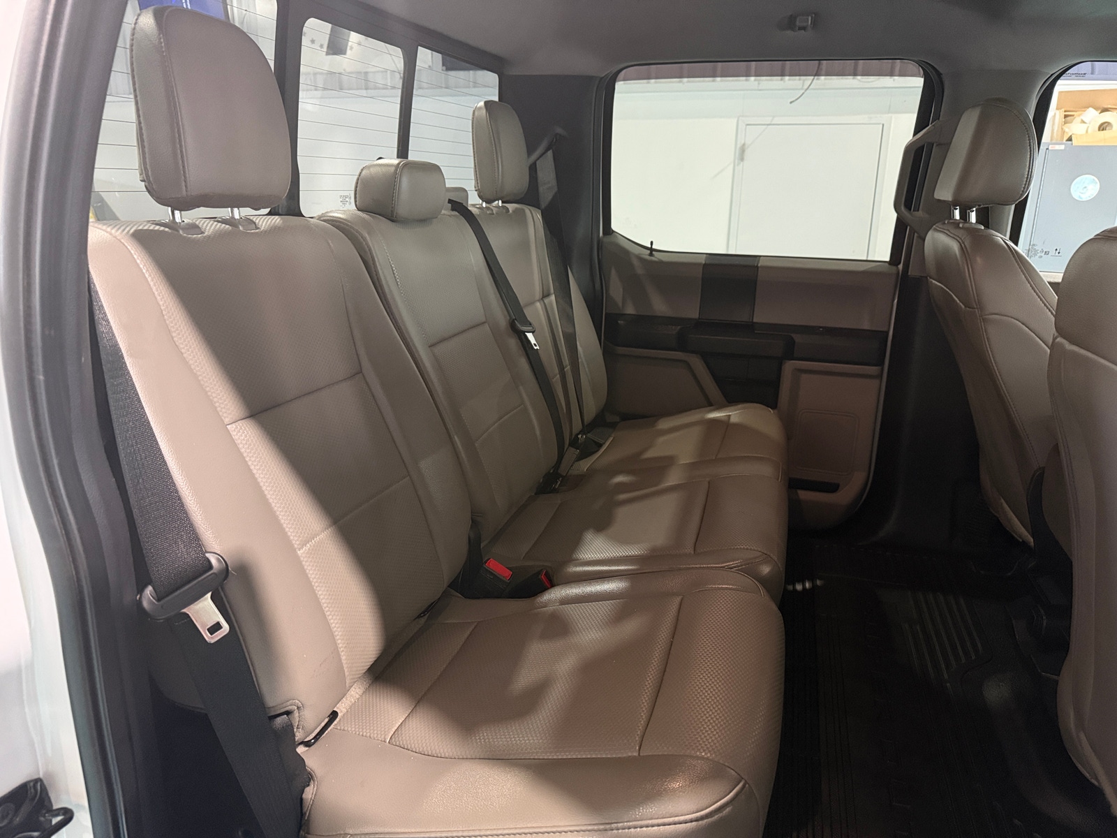 Thumbnail: 2020 Ford Econoline - 6