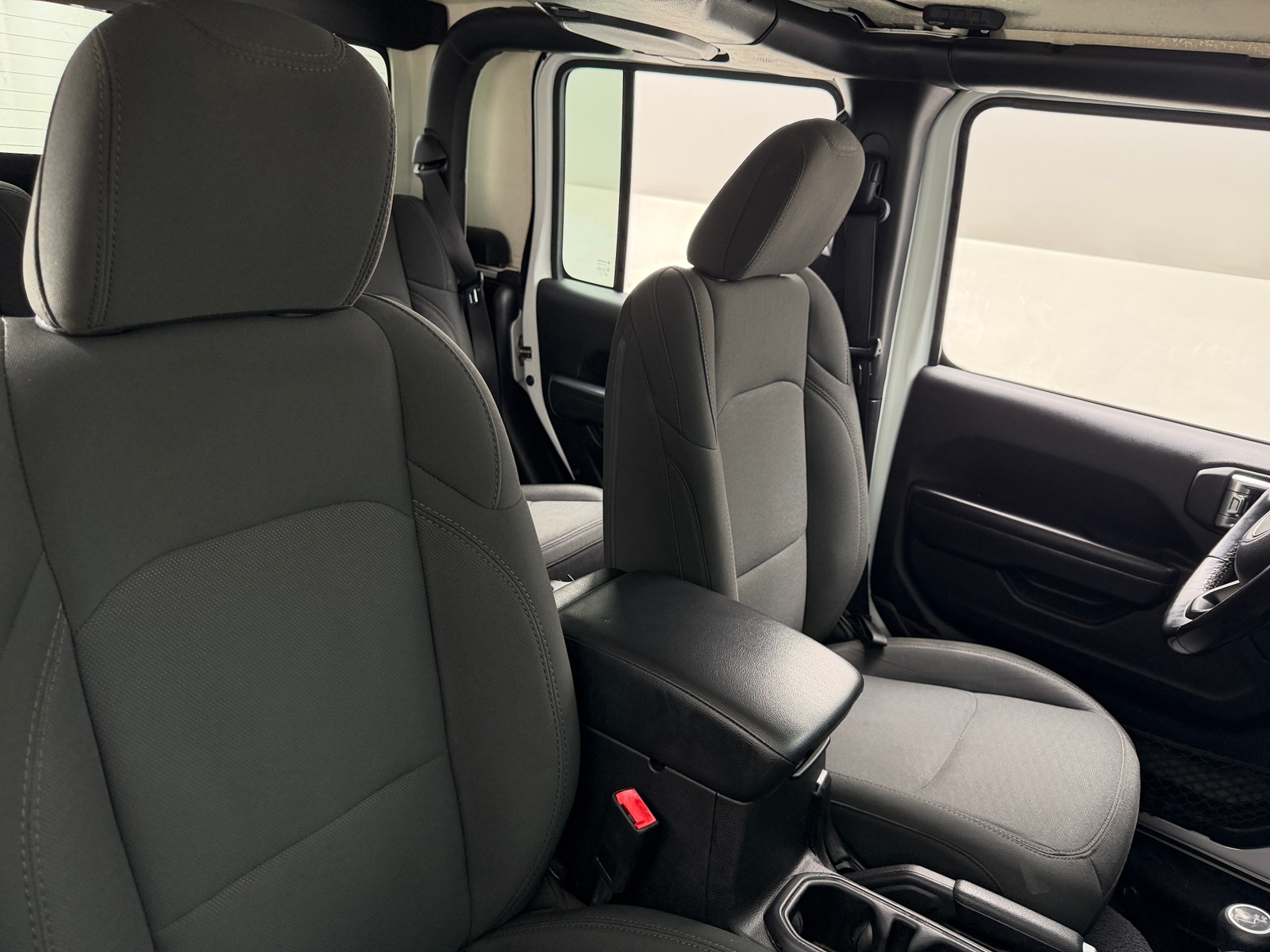 Thumbnail: 2020 Jeep Gladiator - 2