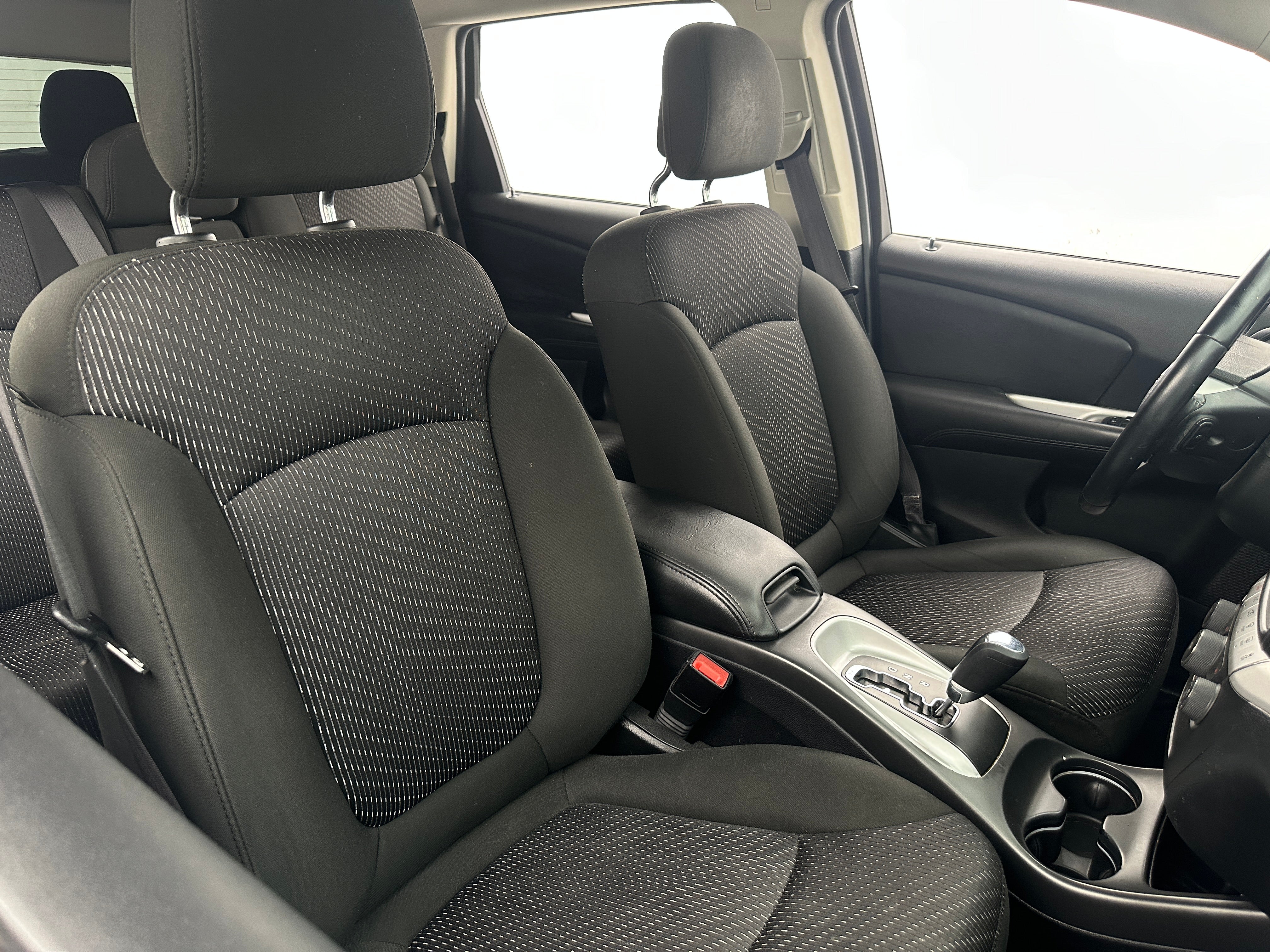 Used 2019 Dodge Journey SE with VIN 3C4PDCBG4KT844899 for sale in Auburn, WA