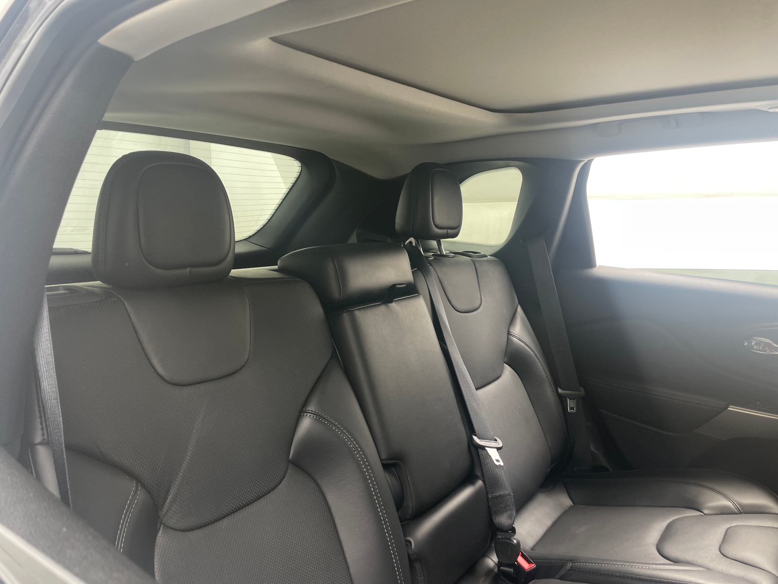 Thumbnail: 2021 Jeep Cherokee - 5