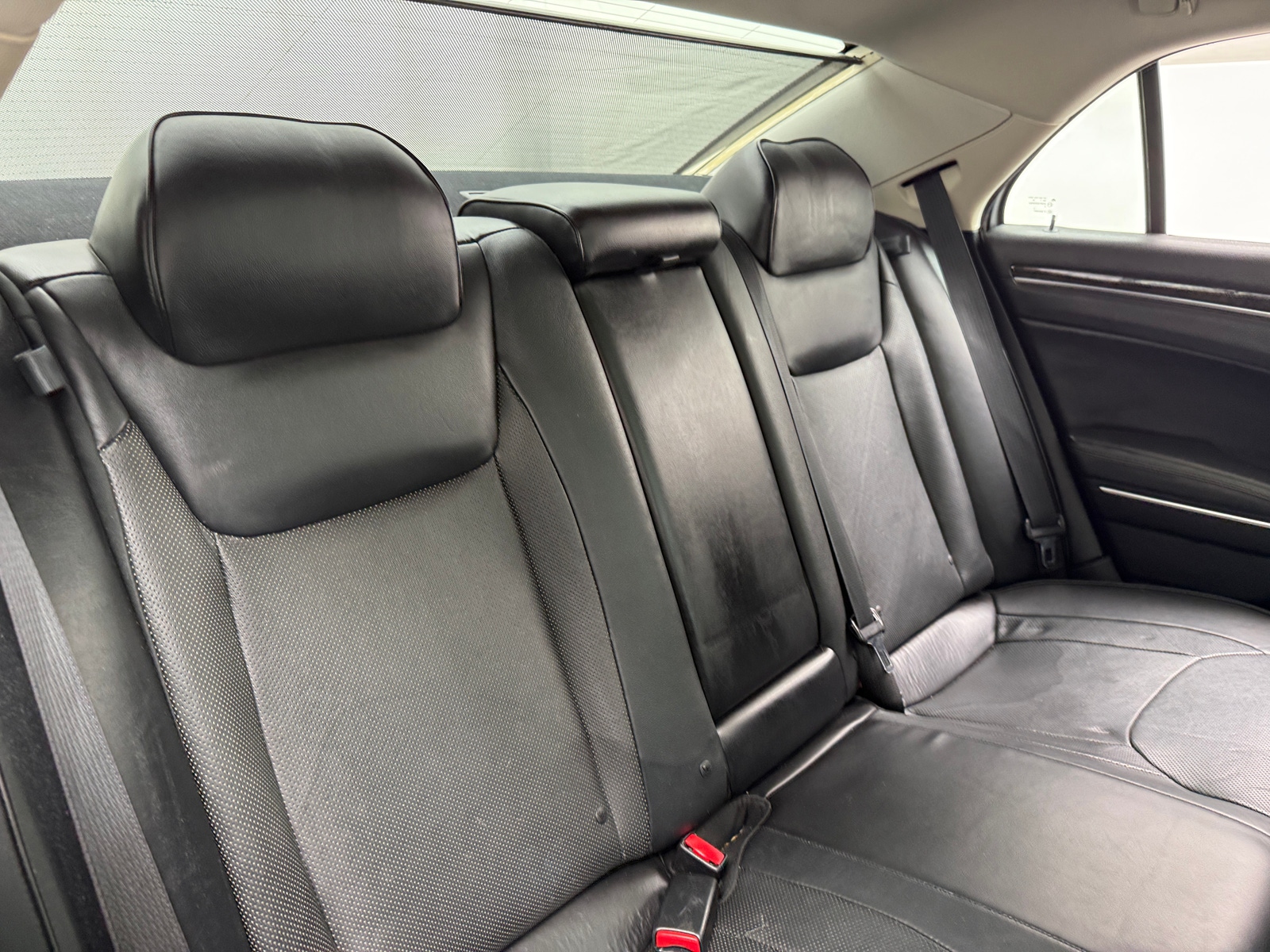 Thumbnail: 2016 Chrysler 300 - 5