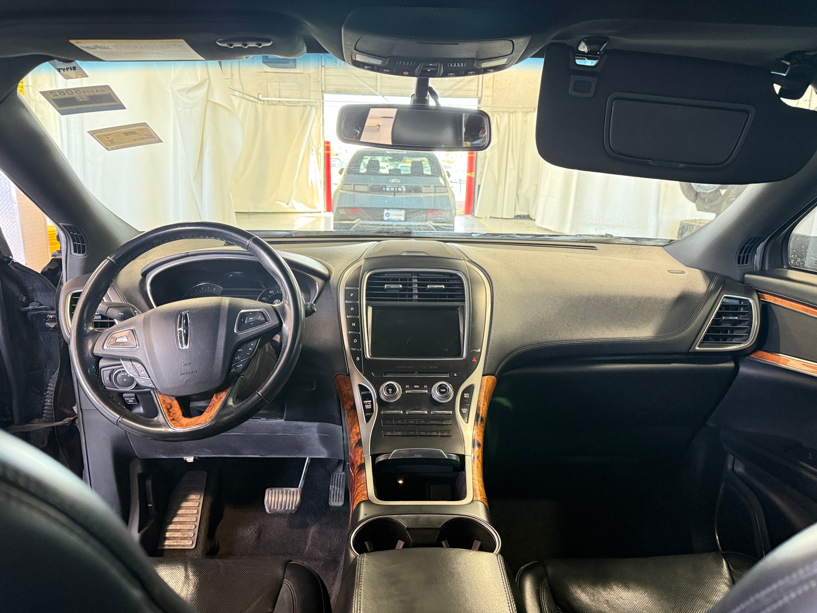 Thumbnail: 2018 Lincoln MKX - 2
