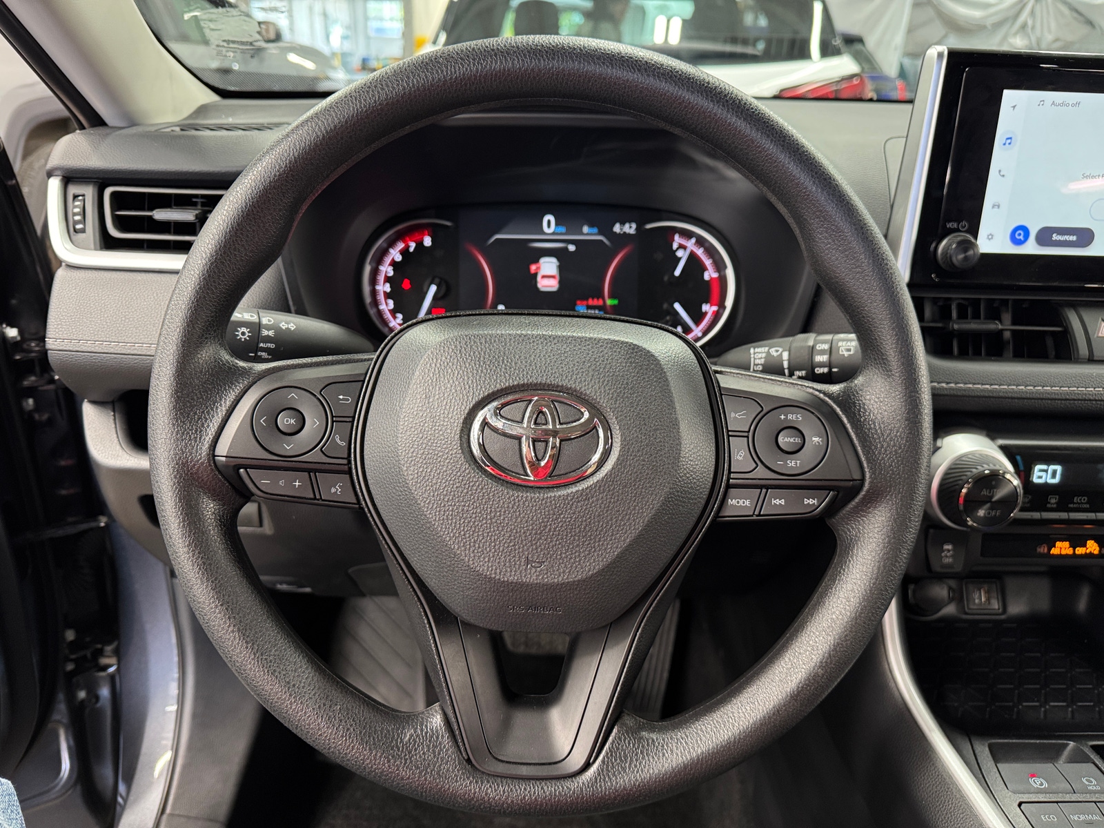 Thumbnail: 2025 Toyota RAV4 - 5