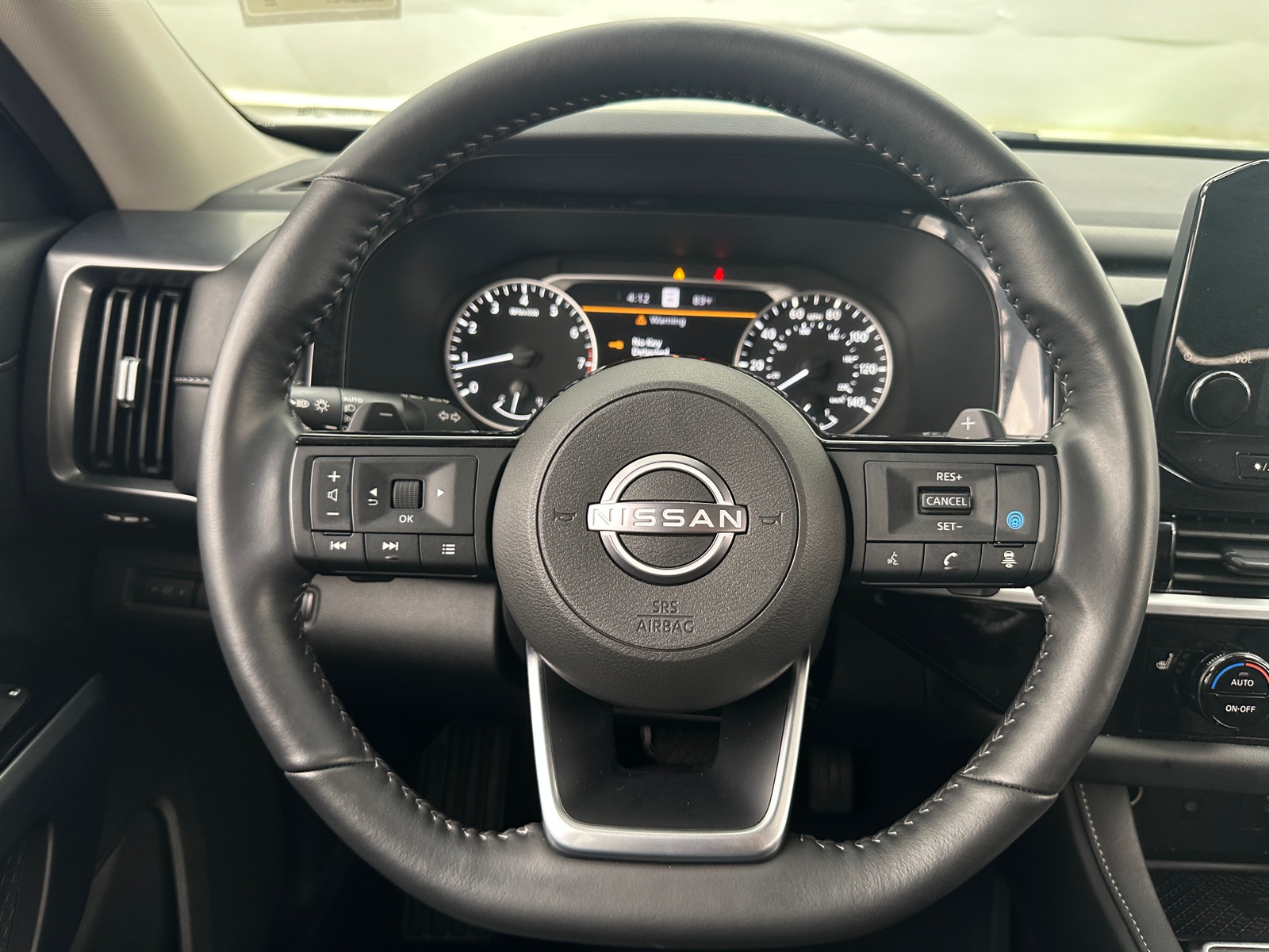 Thumbnail: 2025 Nissan Pathfinder - 4