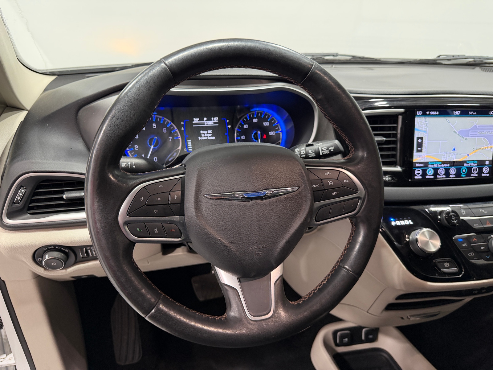 Thumbnail: 2020 Chrysler Pacifica - 5