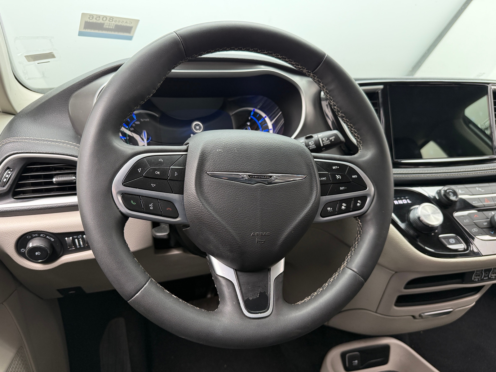Thumbnail: 2024 Chrysler Pacifica - 4