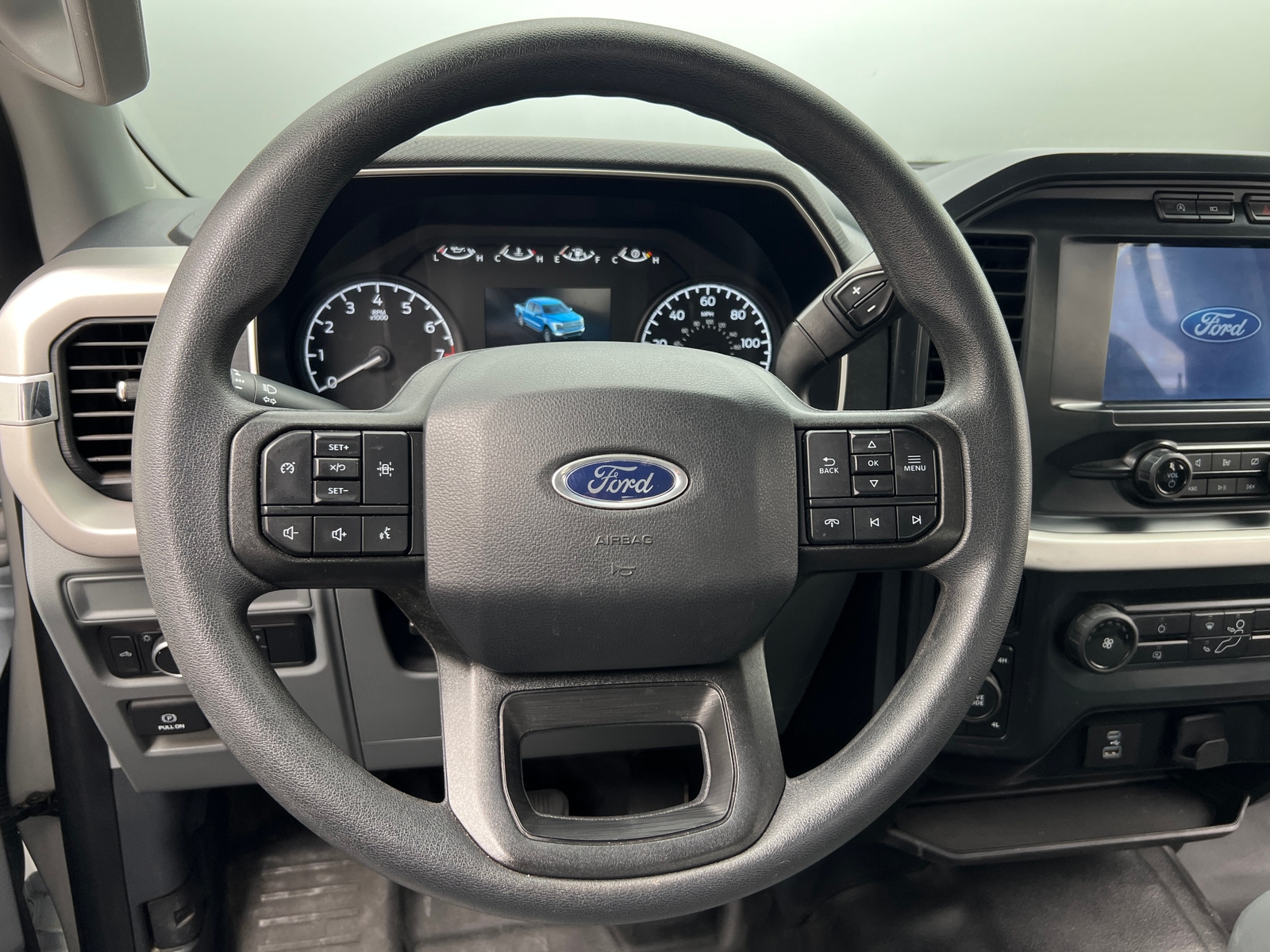 Thumbnail: 2022 Ford Econoline - 5