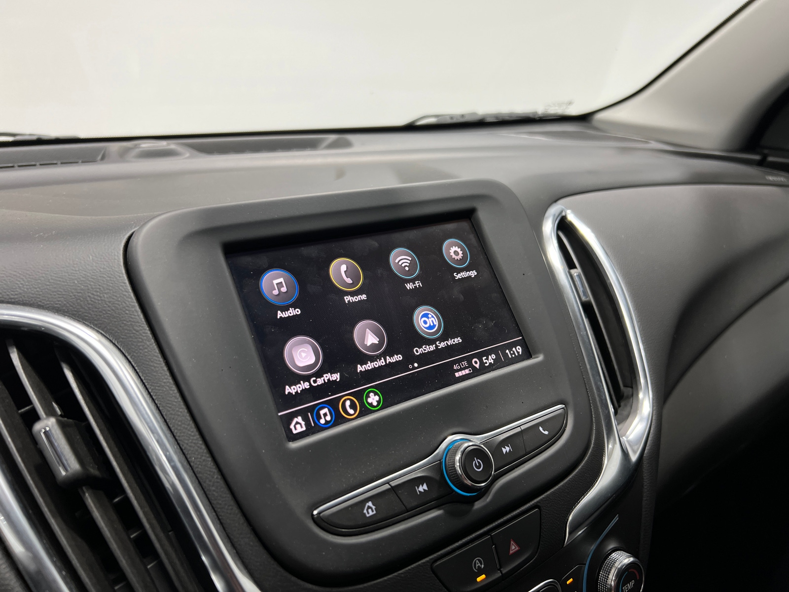 Thumbnail: 2022 Chevrolet Equinox - 4
