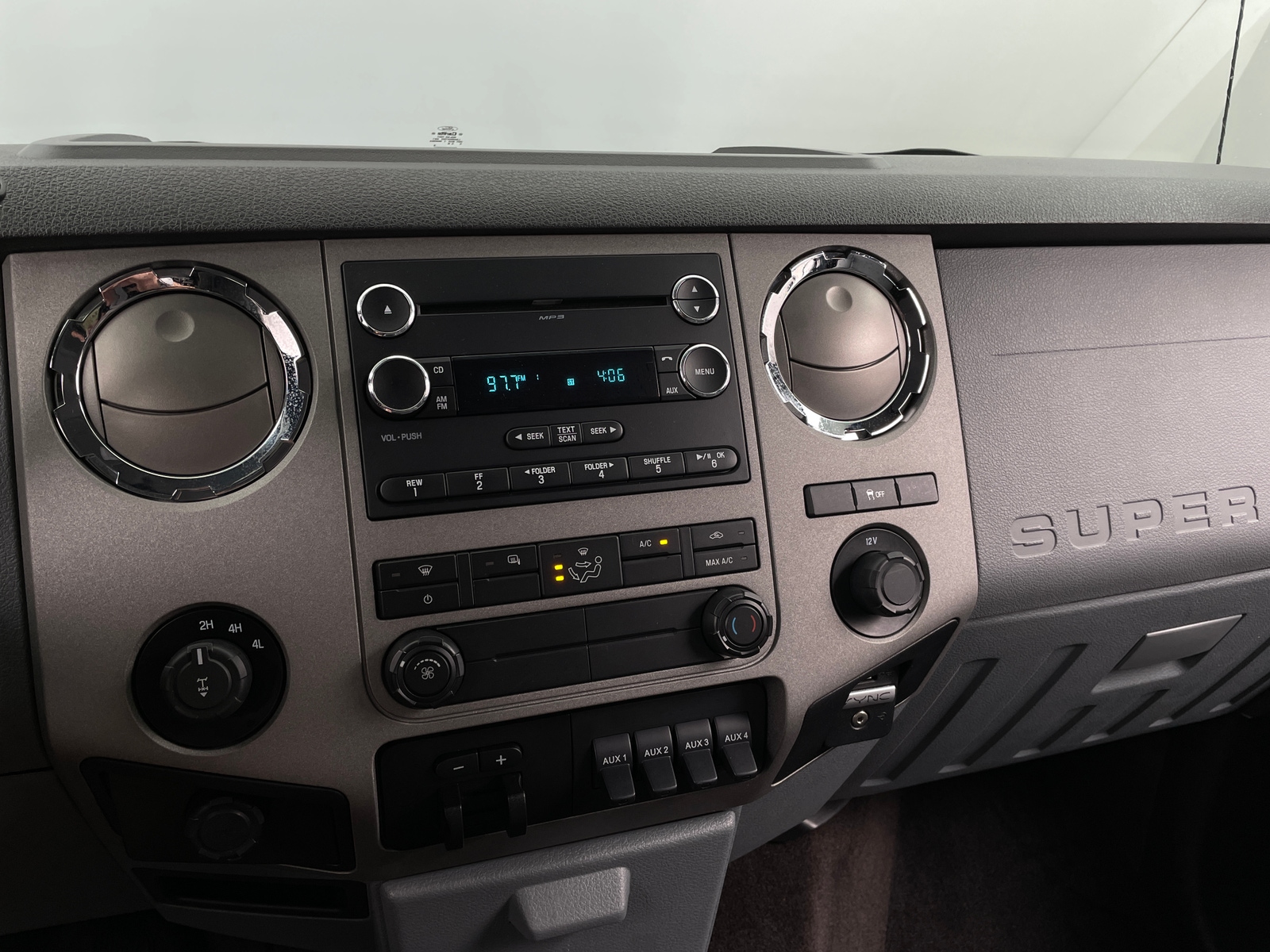 Thumbnail: 2016 Ford Econoline - 4