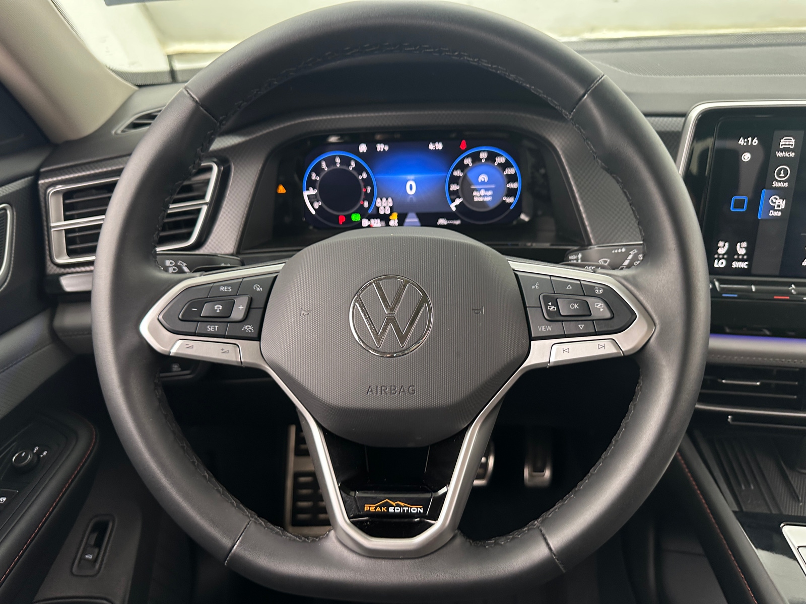 Thumbnail: 2025 Volkswagen Atlas - 4