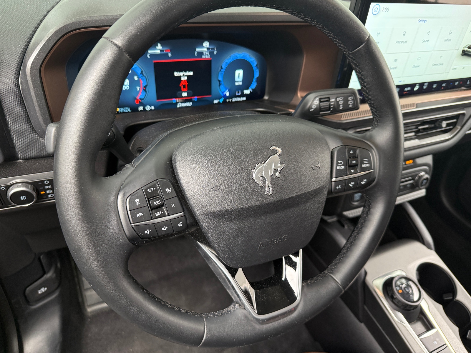 Thumbnail: 2025 Ford Bronco Sport - 4