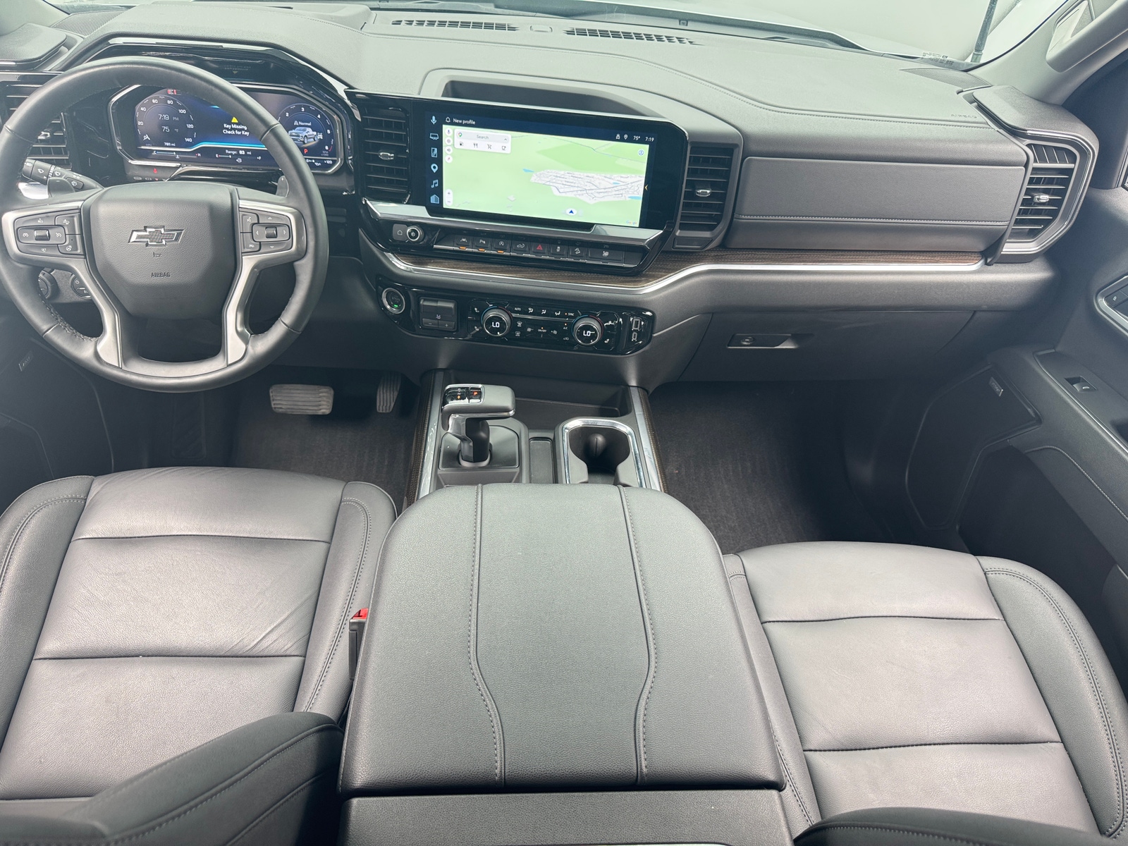 Thumbnail: 2025 Chevrolet Silverado 1500 - 3
