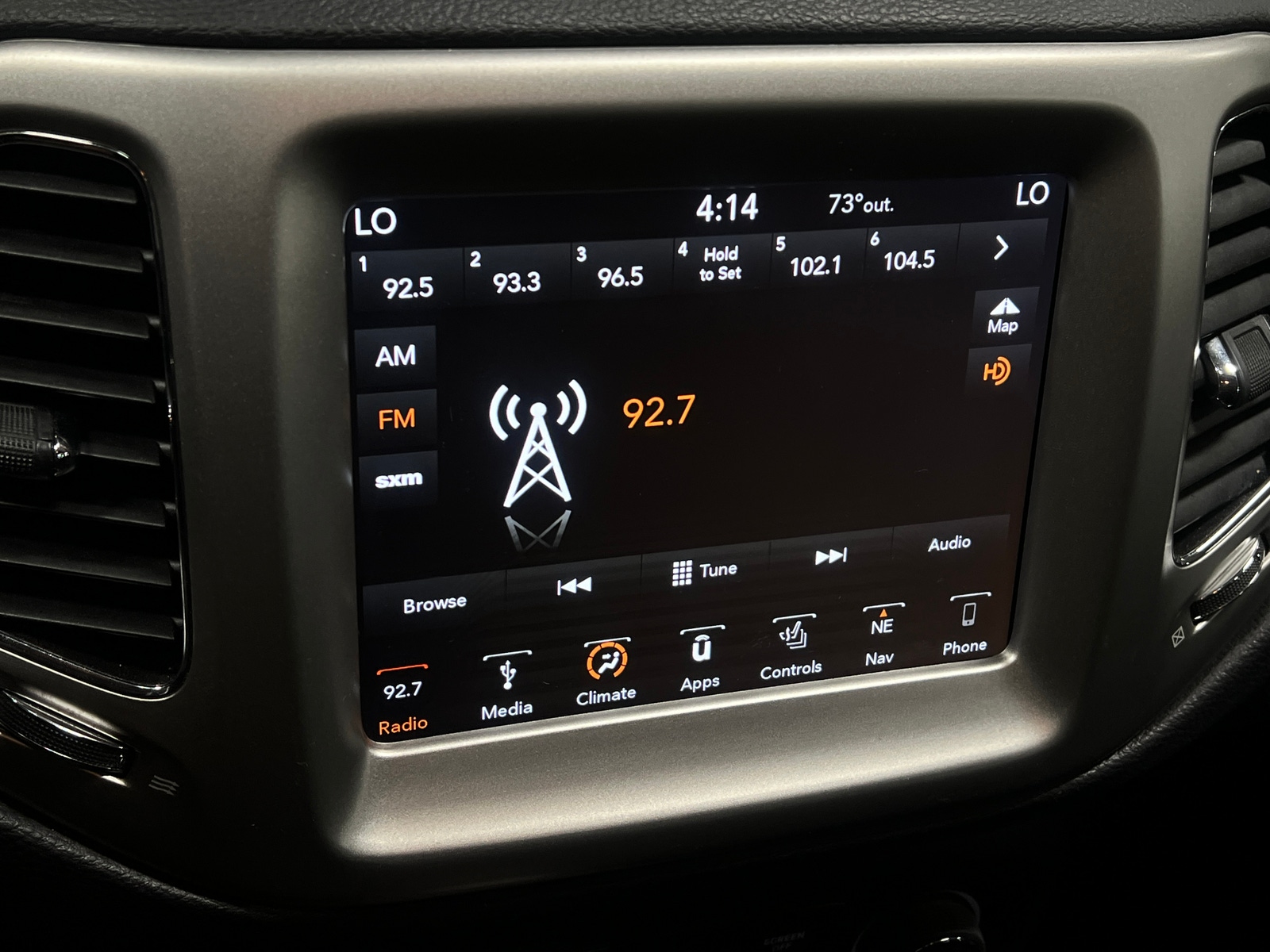 Thumbnail: 2019 Jeep Compass - 3