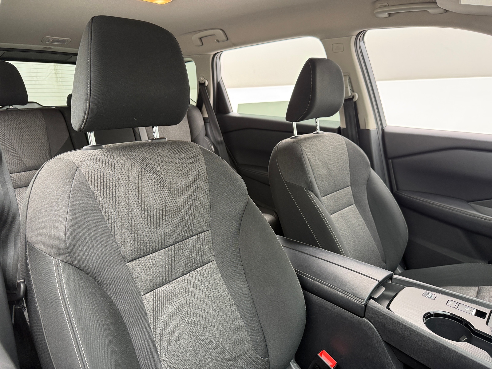 Thumbnail: 2025 Nissan Rogue - 2