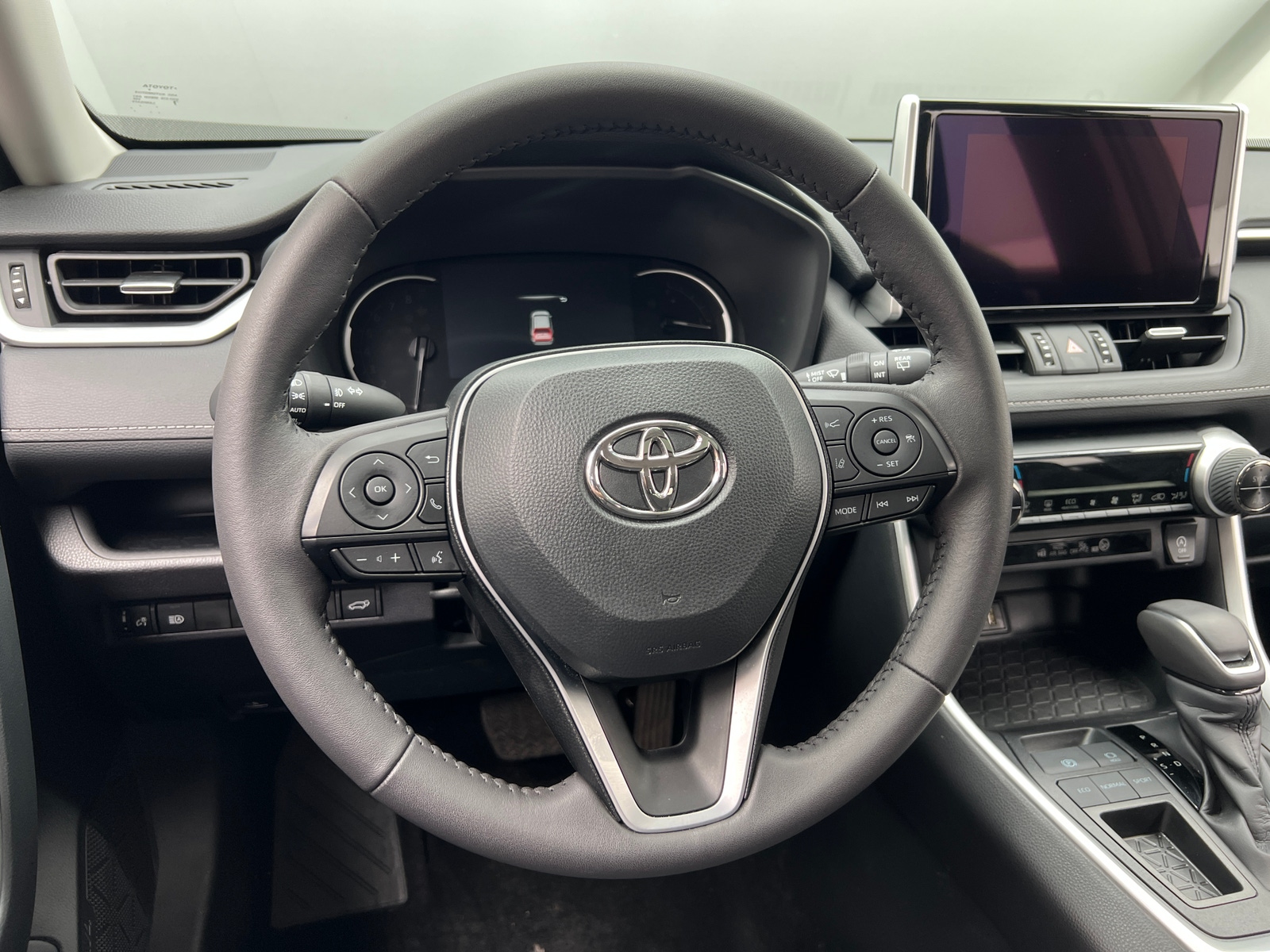 Thumbnail: 2025 Toyota RAV4 - 4