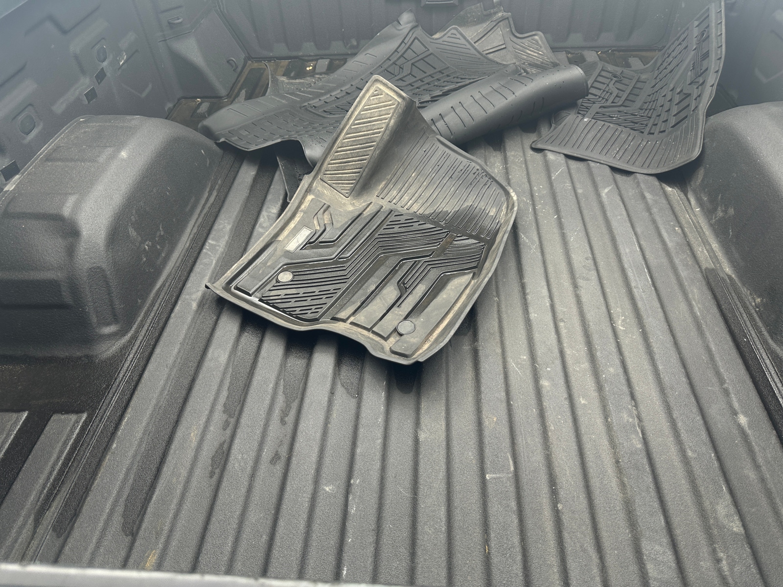 Thumbnail: 2019 Chevrolet Silverado 1500 - 6