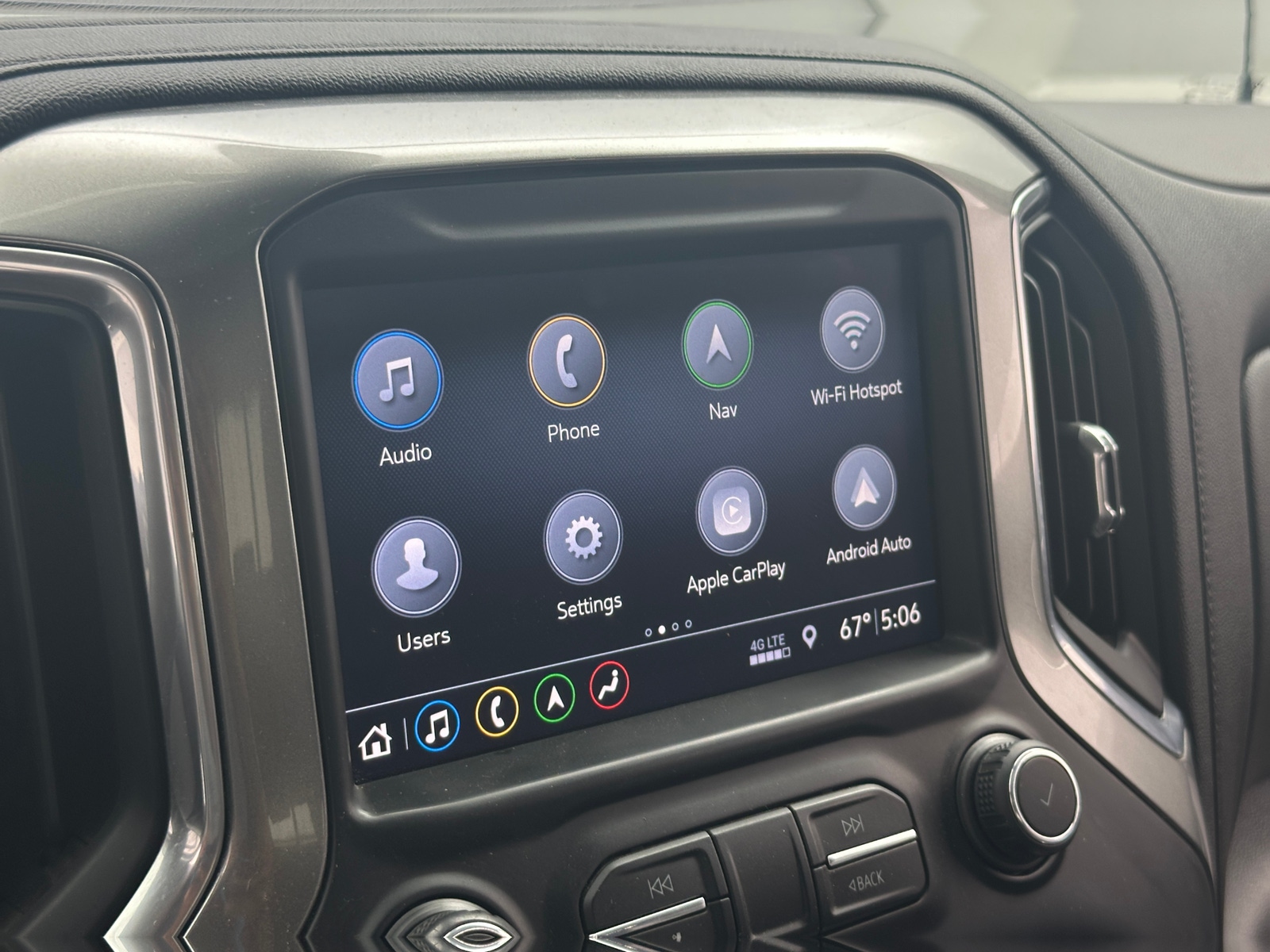 Thumbnail: 2019 Chevrolet Silverado 1500 - 3