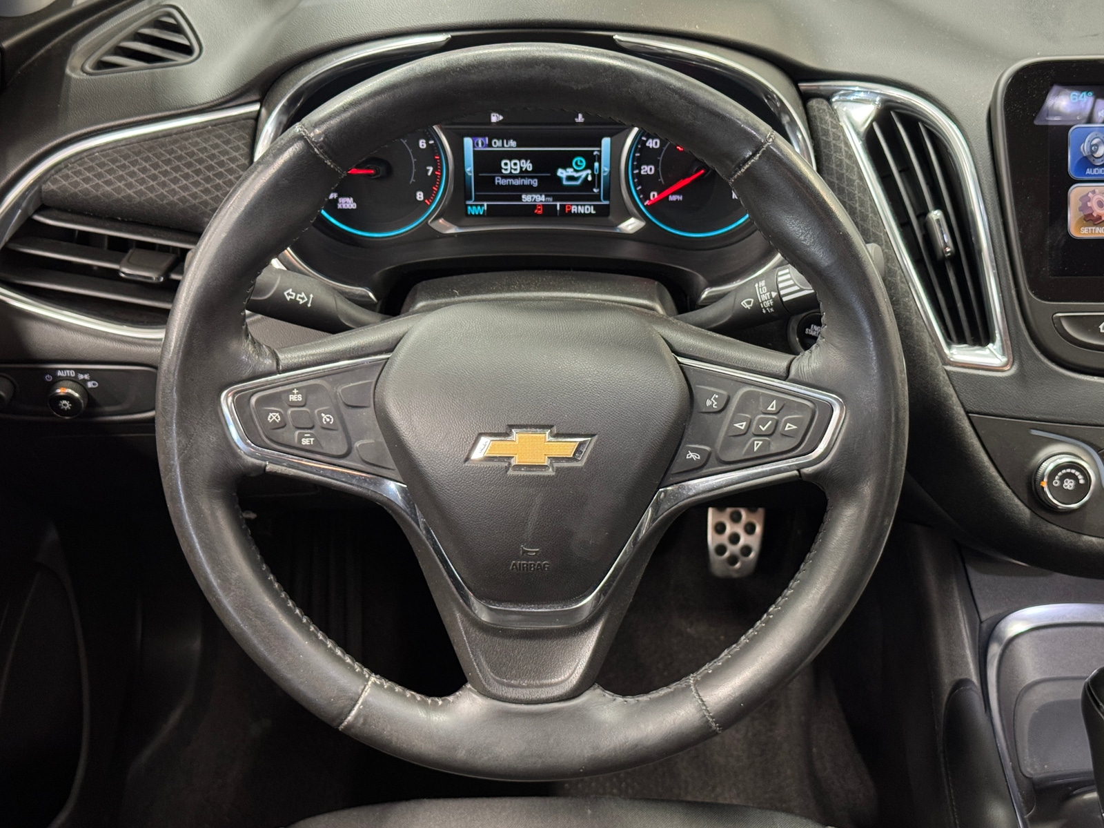 Thumbnail: 2016 Chevrolet Malibu - 5