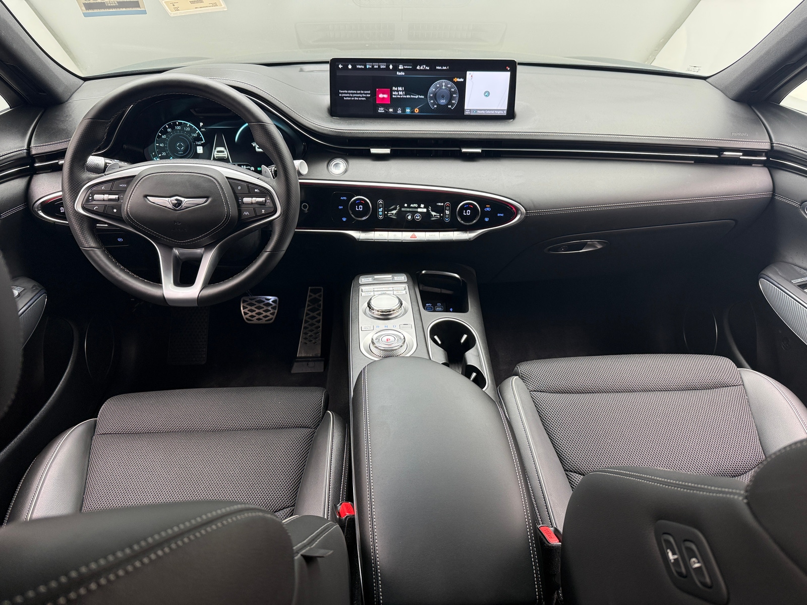 Thumbnail: 2024 Genesis GV70 - 2
